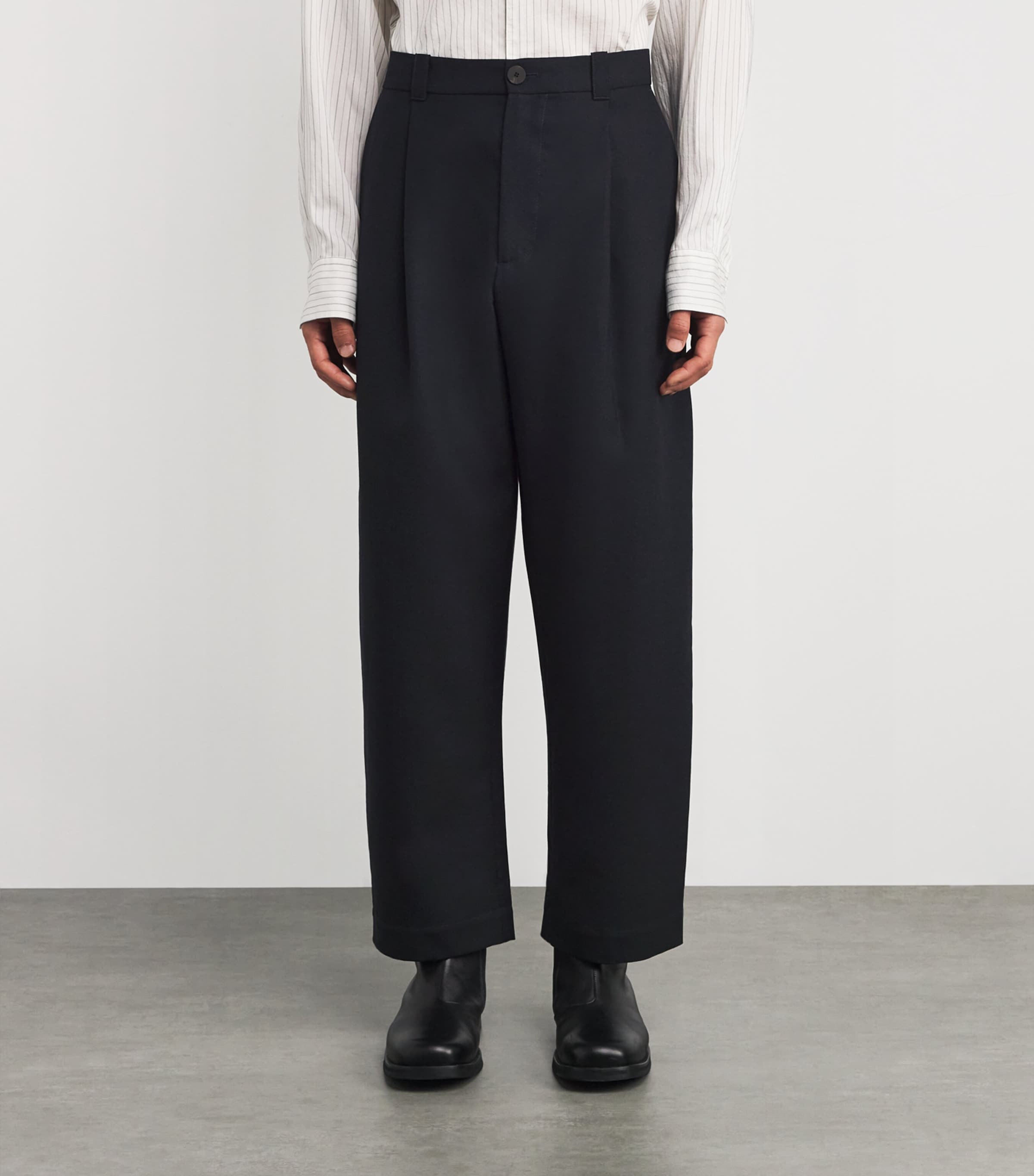 Wool Curved Tapered Trousers DARKEST NAVY Image 3