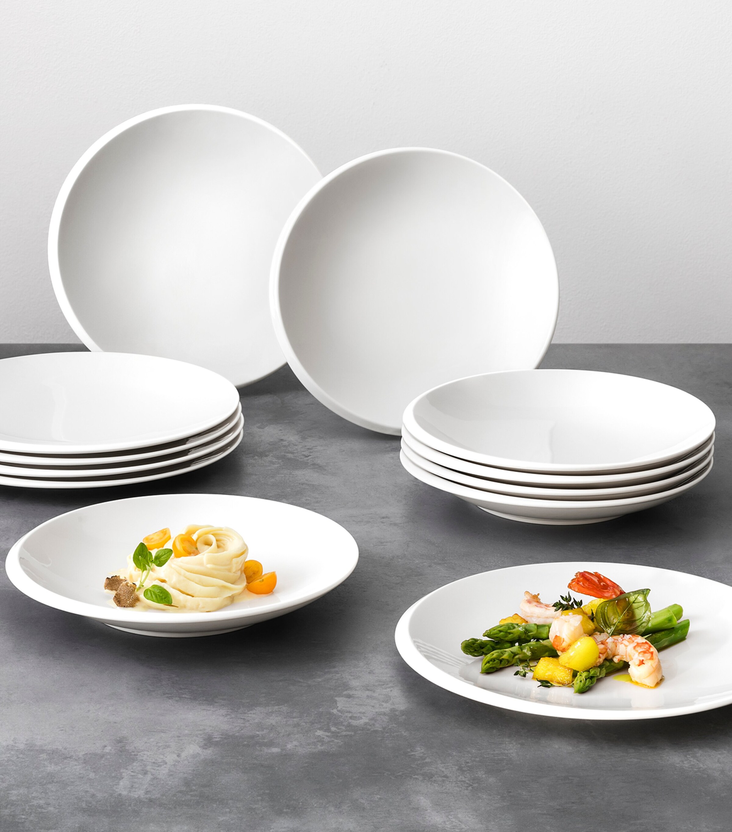 Villeroy & Boch NewMoon 12-Piece Dinner Set White Image 4