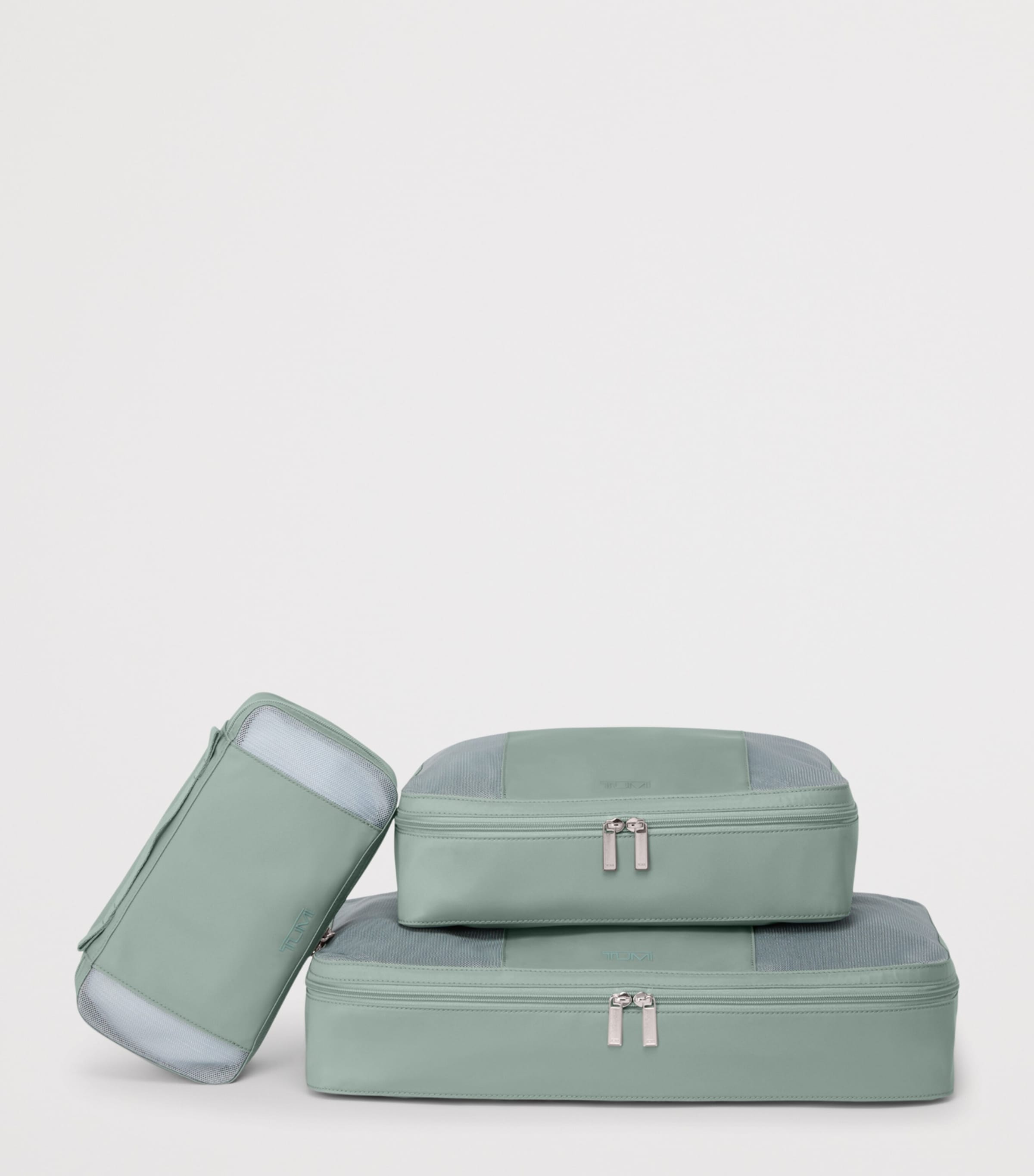 Medium Packing Cube THYME A639 Image 3