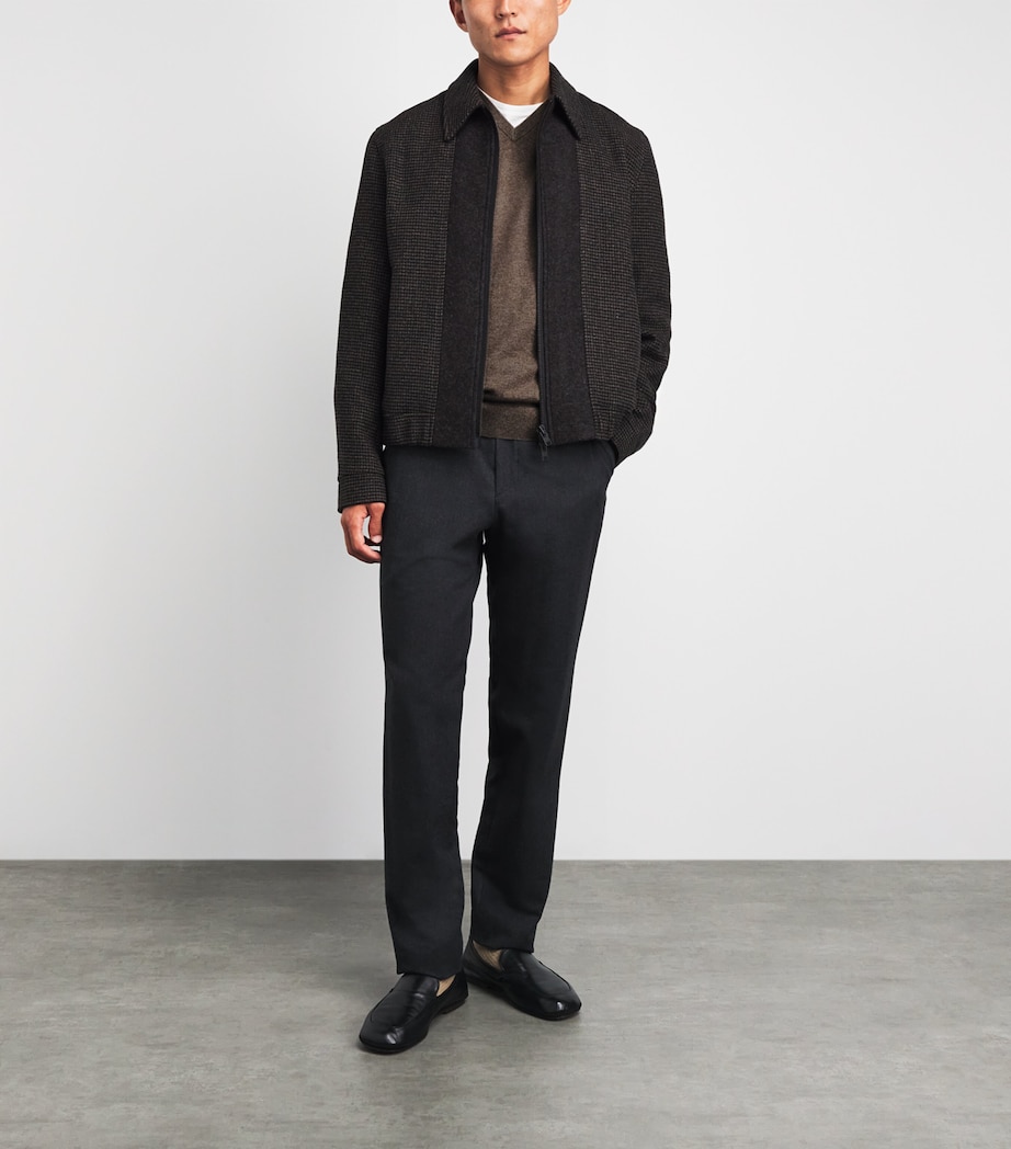 Sunspel Mens Cashmere V-Neck Sweater Image 2