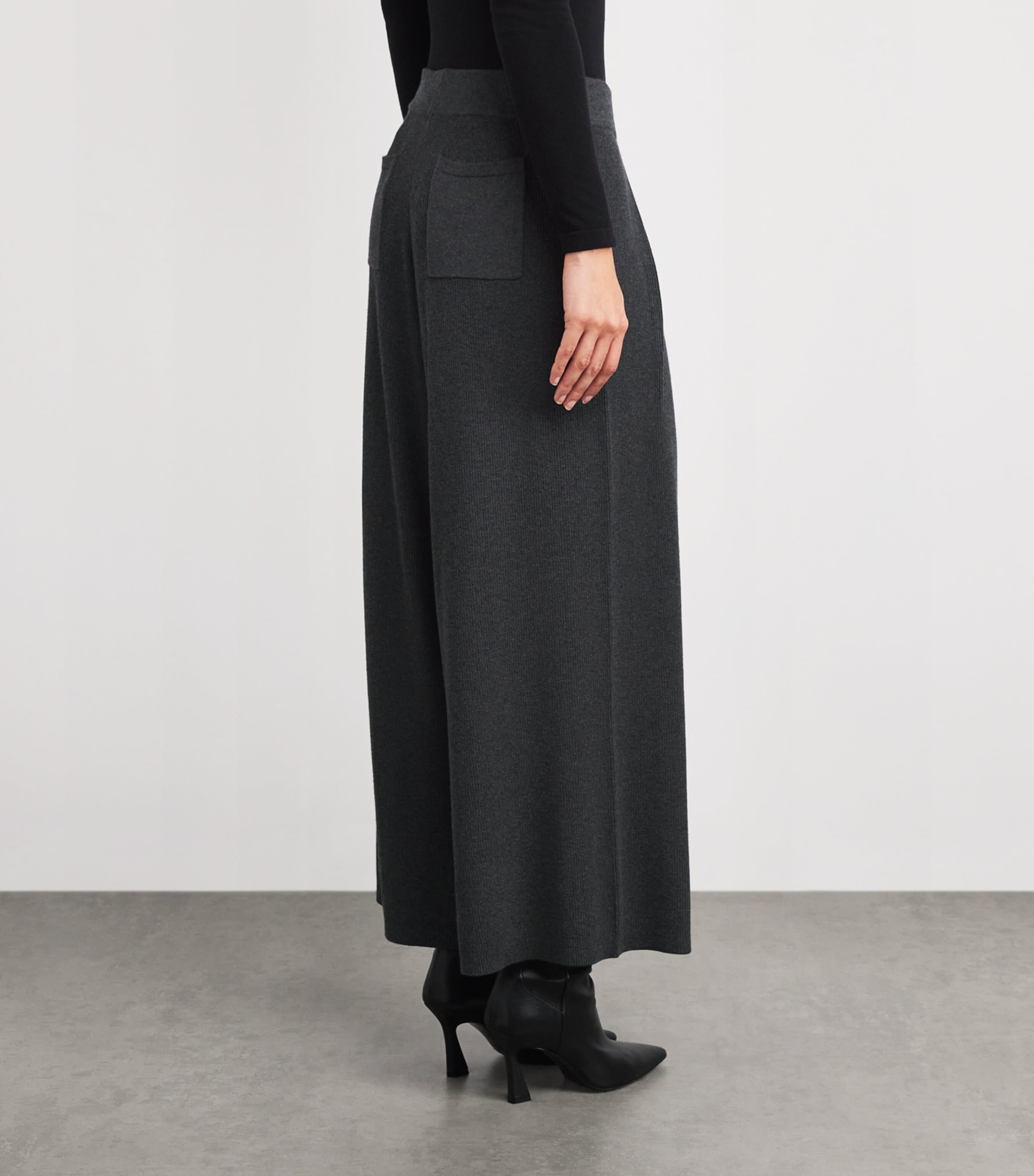 Stretch-Knit Milly Wide-Leg Trousers CHARCOAL GREY Image 4