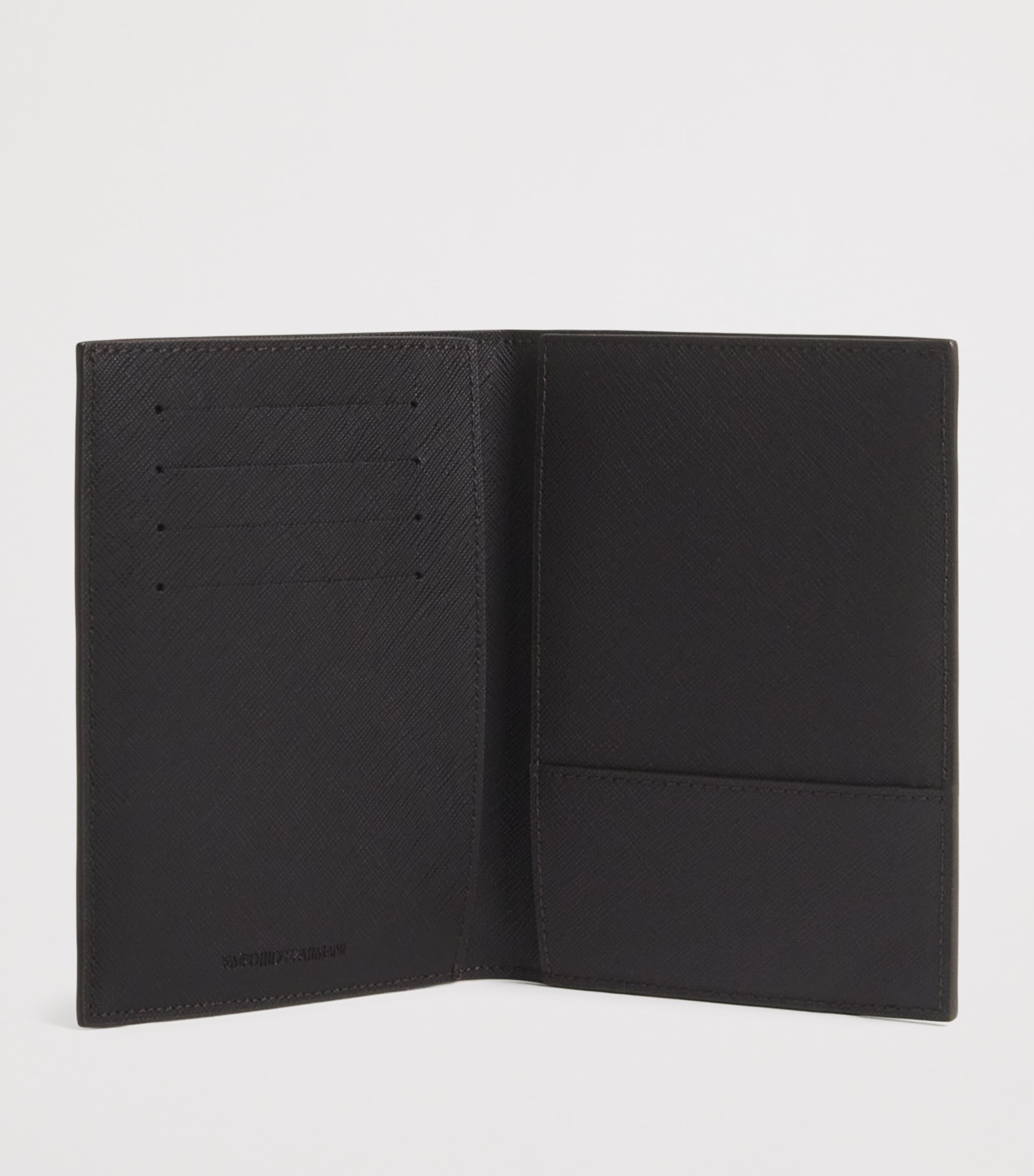 Grained Leather Passport Holder UB104 Image 2