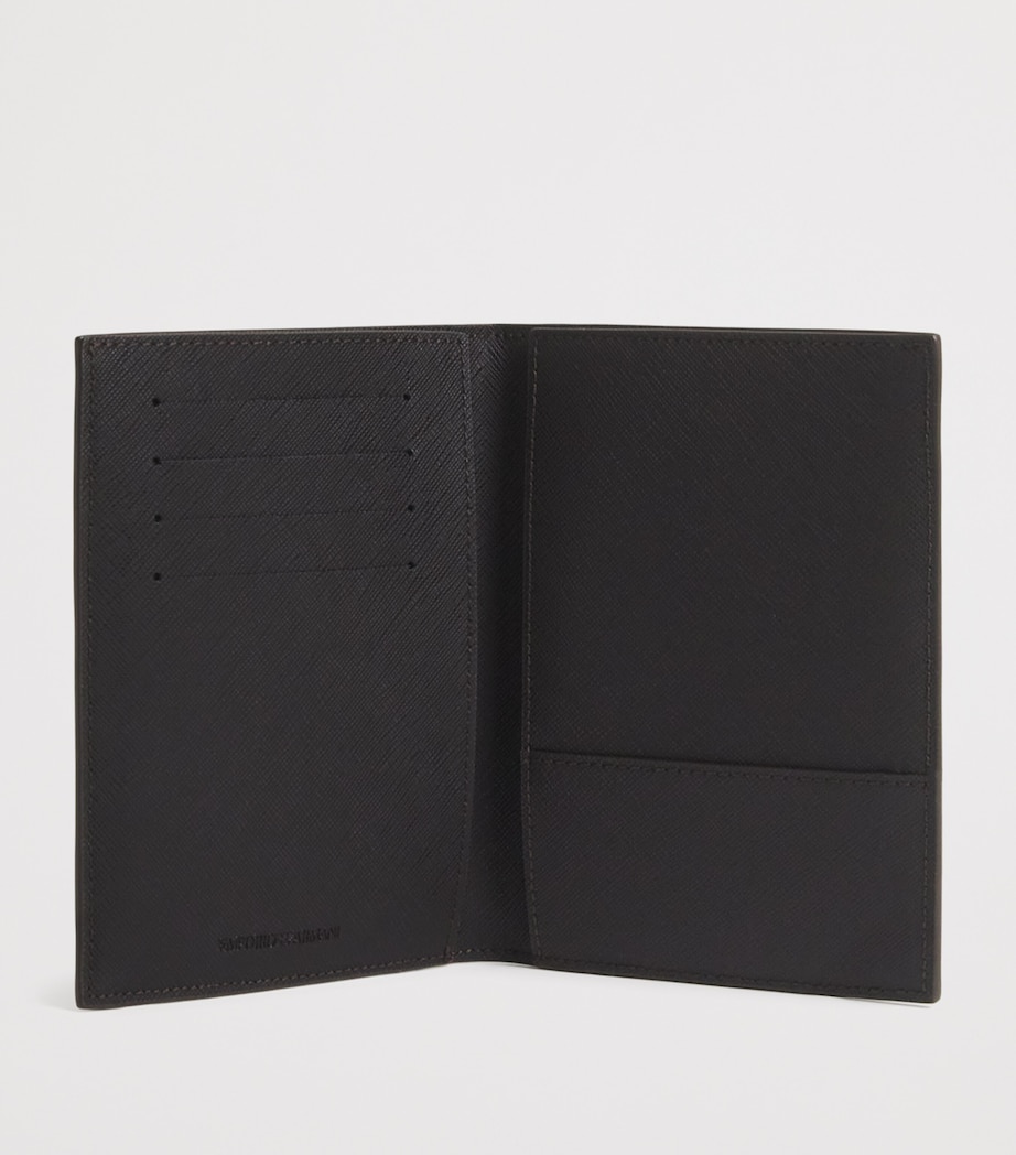 Grained Leather Passport Holder UB104 Image 2