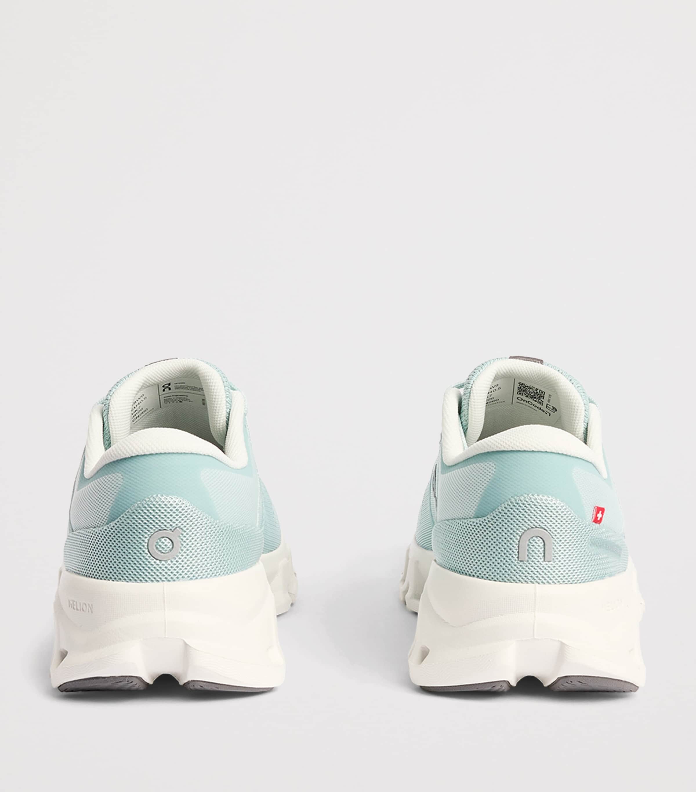 On Womens Cloud X 5 Trainers Brook | Ivory Image 3