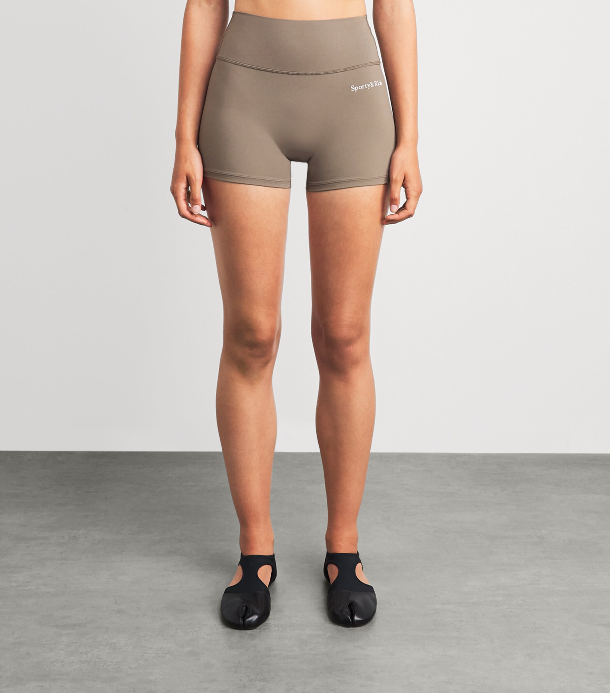 Sporty & Rich Womens Logo Serif Biker Shorts Sand White Image 4