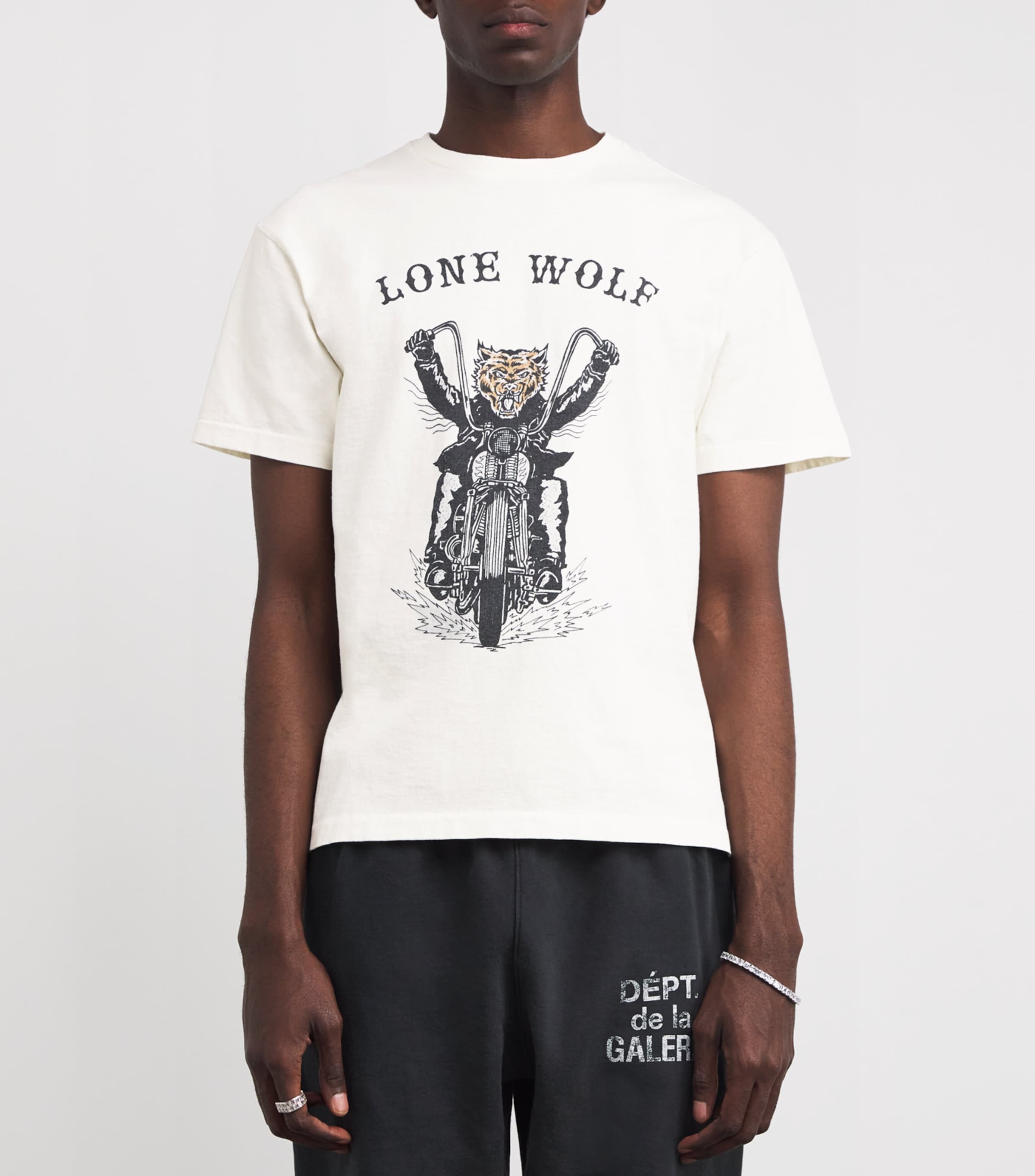 GALLERY DEPT. ★ LONE WOLF Tシャツ Lone Wolf Tee - Light Archival White – Feature