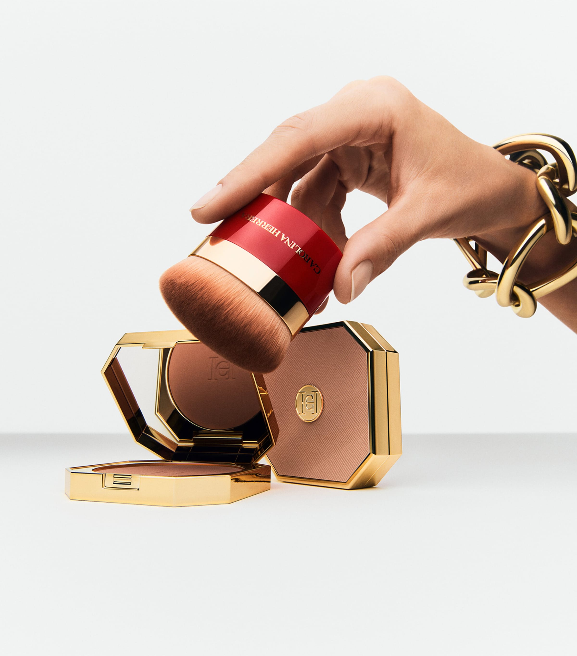 Nude Couture Matte Bronzer DEEP 40 Image 5