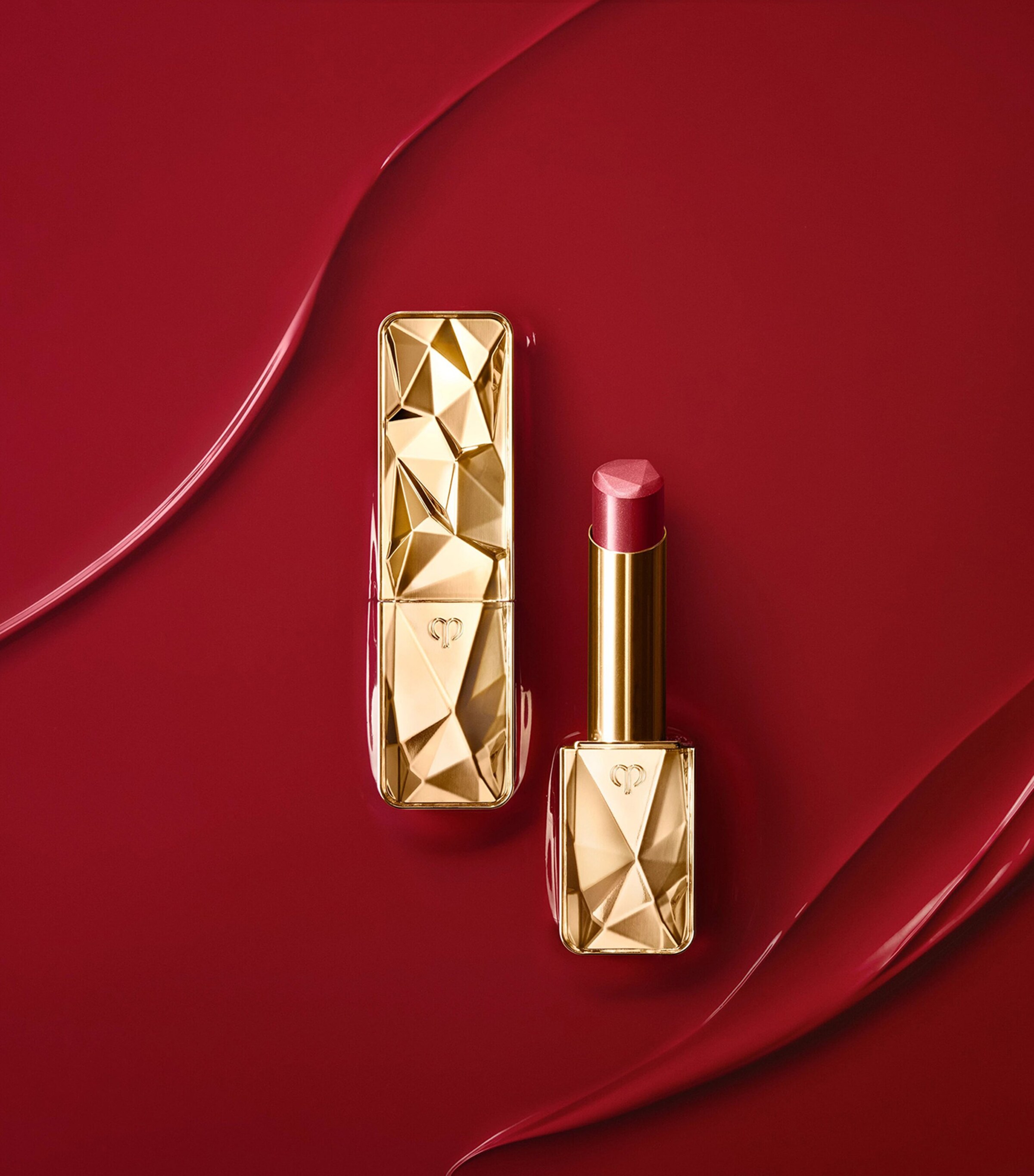 The Precious Lipstick DYNAMIC RUBY Image 4