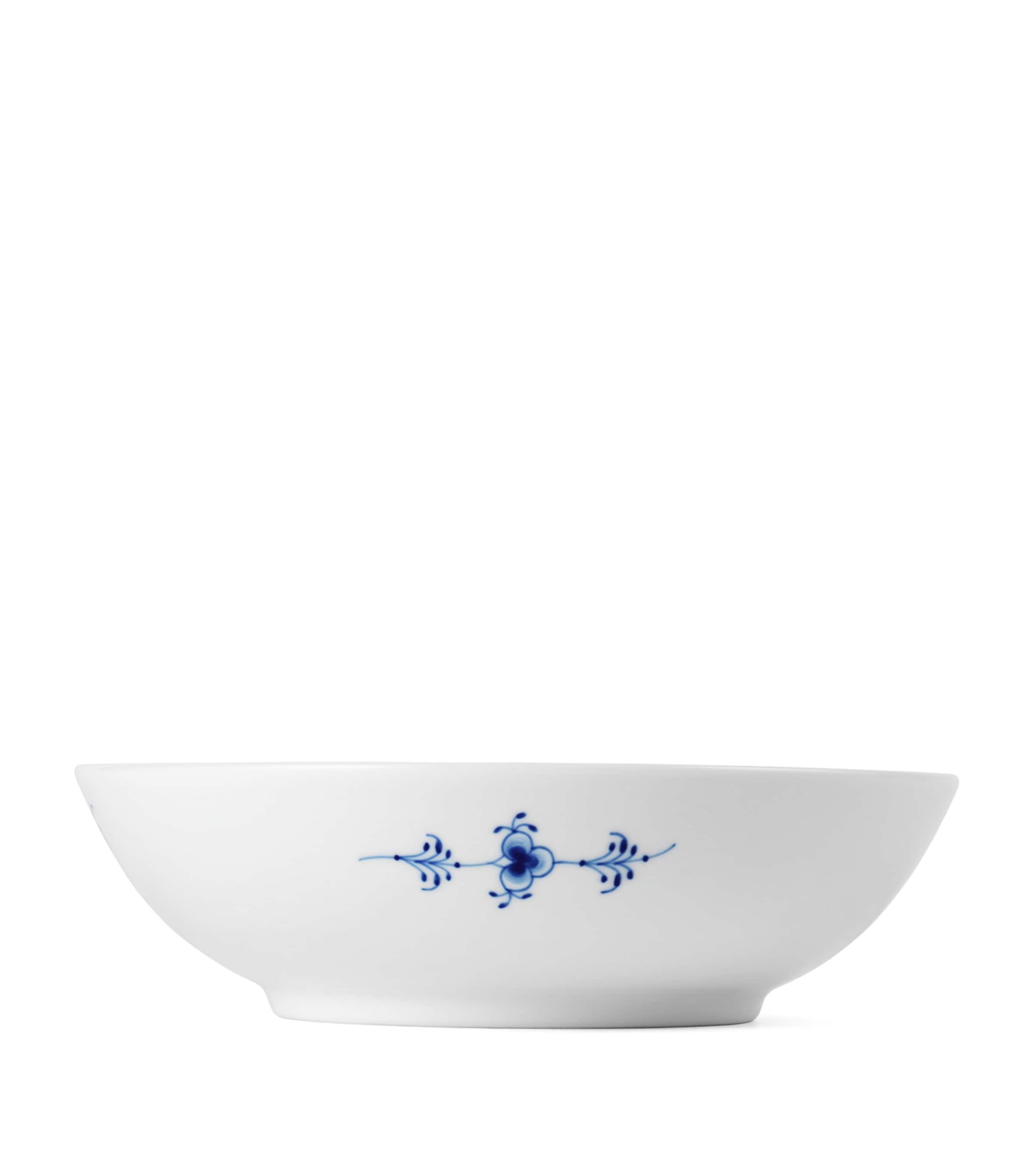 Royal Copenhagen Porcelain Blue Fluted Serving Bowl (21cm) Blue Image 4
