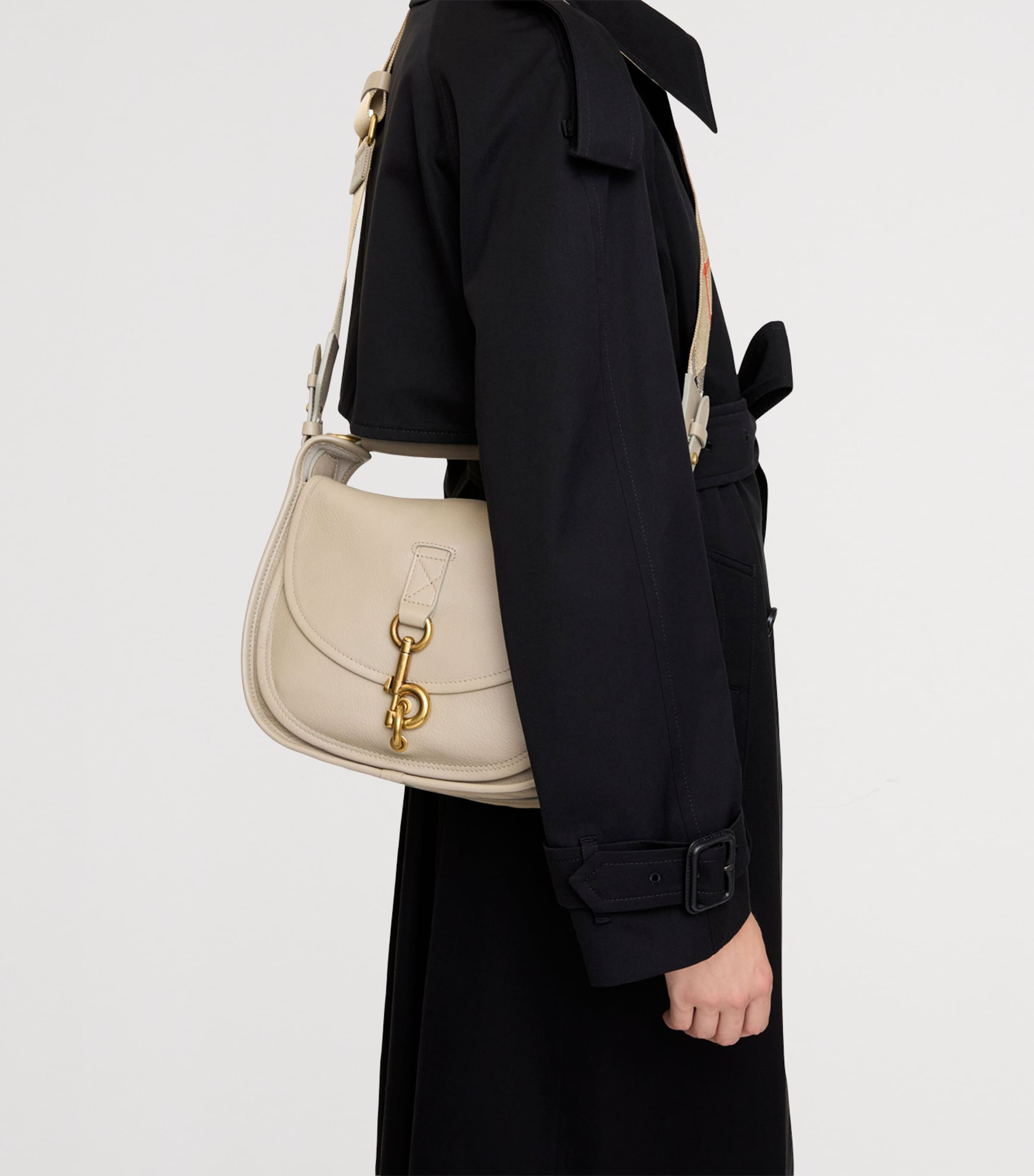 Small Calf Leather B Clip Messenger Bag MUSHROOM Image 2