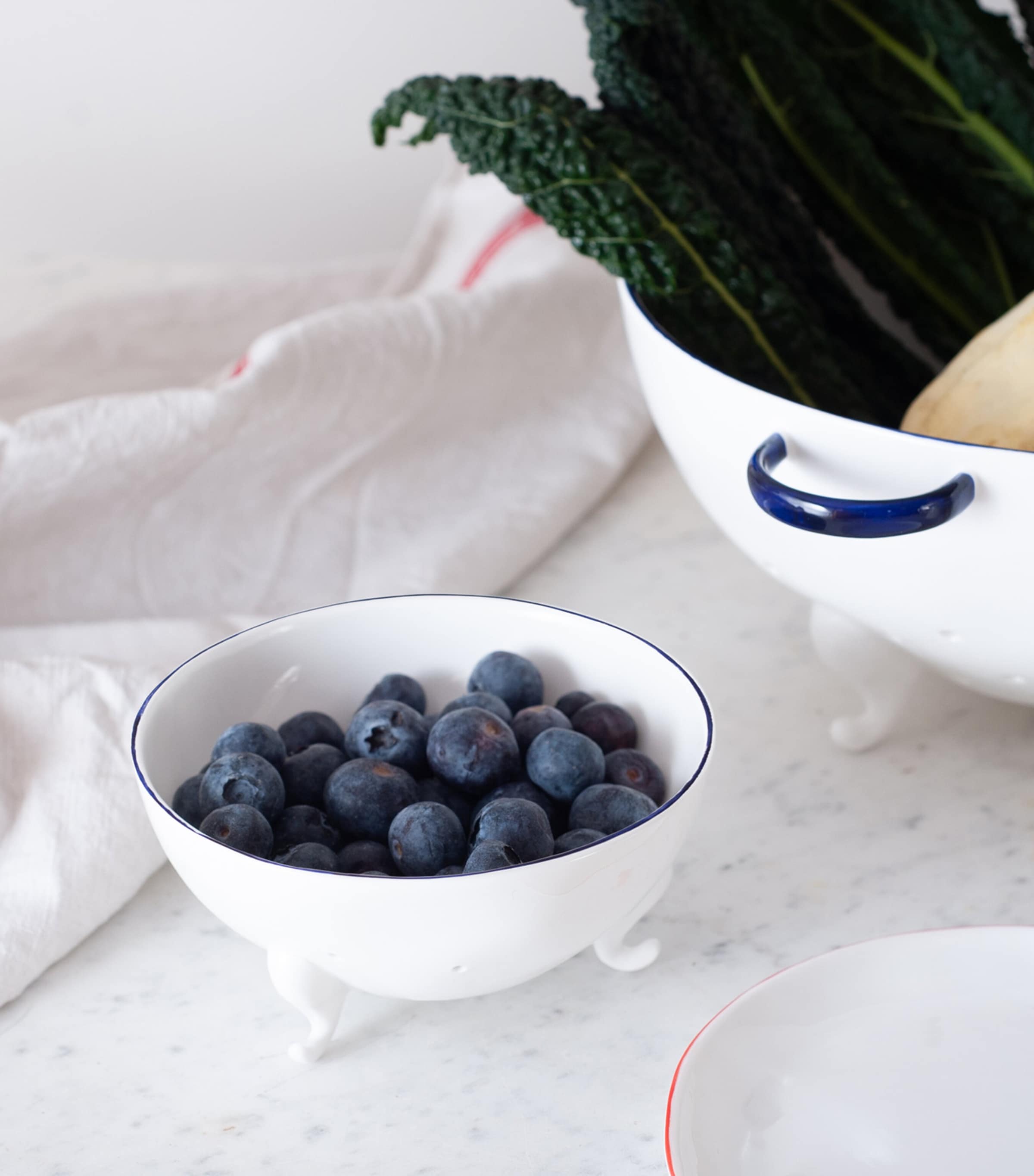 Small Cobalt Berry Bowl (13cm) COBALT (BLUE) Image 5