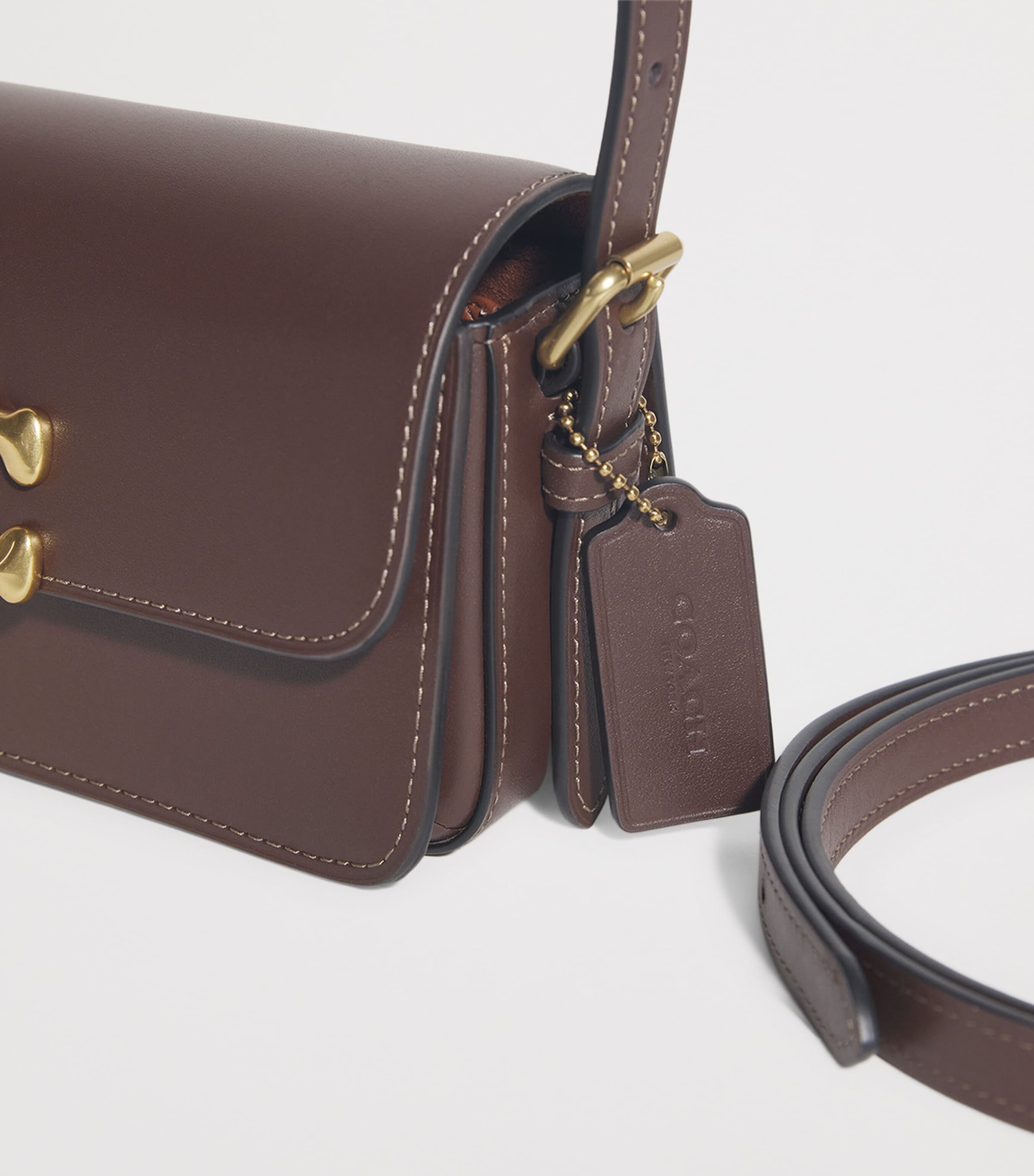 VIP【関税送料無料】希少 COACH BROWN LEATHER ZOE SHOULDER BAG Coach Zoe Shoulder Bag, B4/Maple: Handbags: Amazon.com
