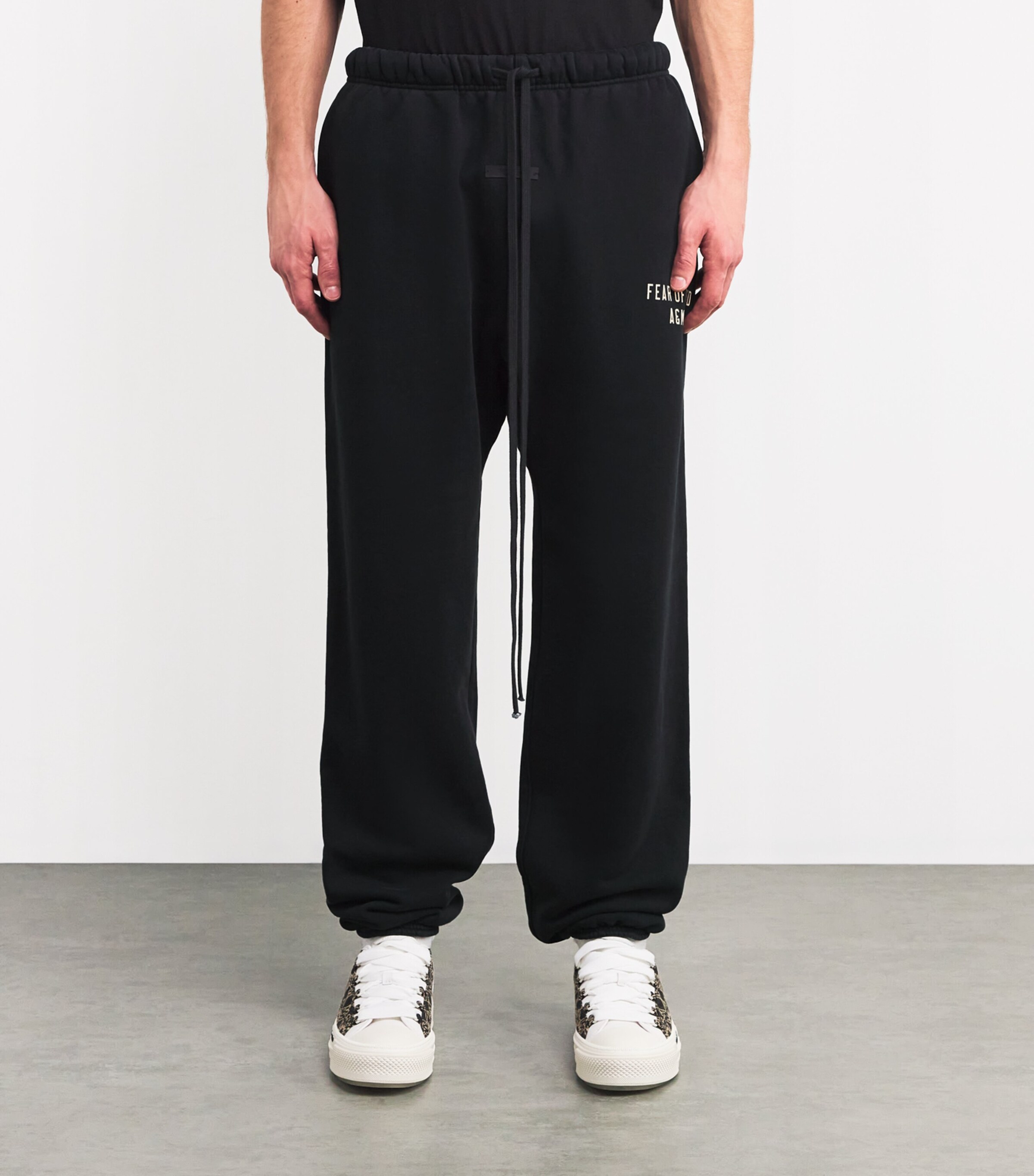 FEAR OF GOD ESSENTIALS Mens Cotton-Blend Logo Sweatpants Black Image 3