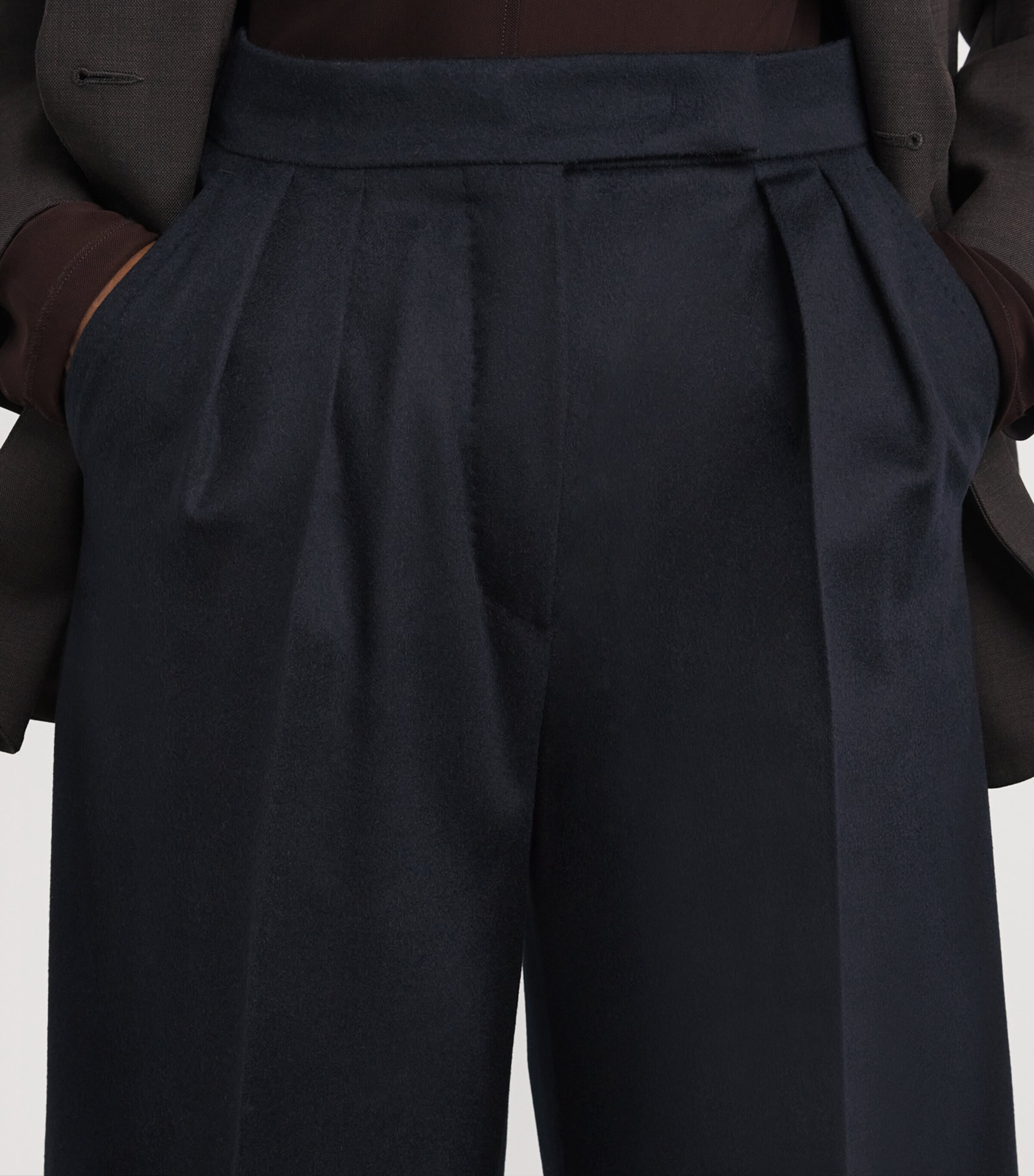 Wool Pleated Straight Trousers ULTRAMARINE Image 6