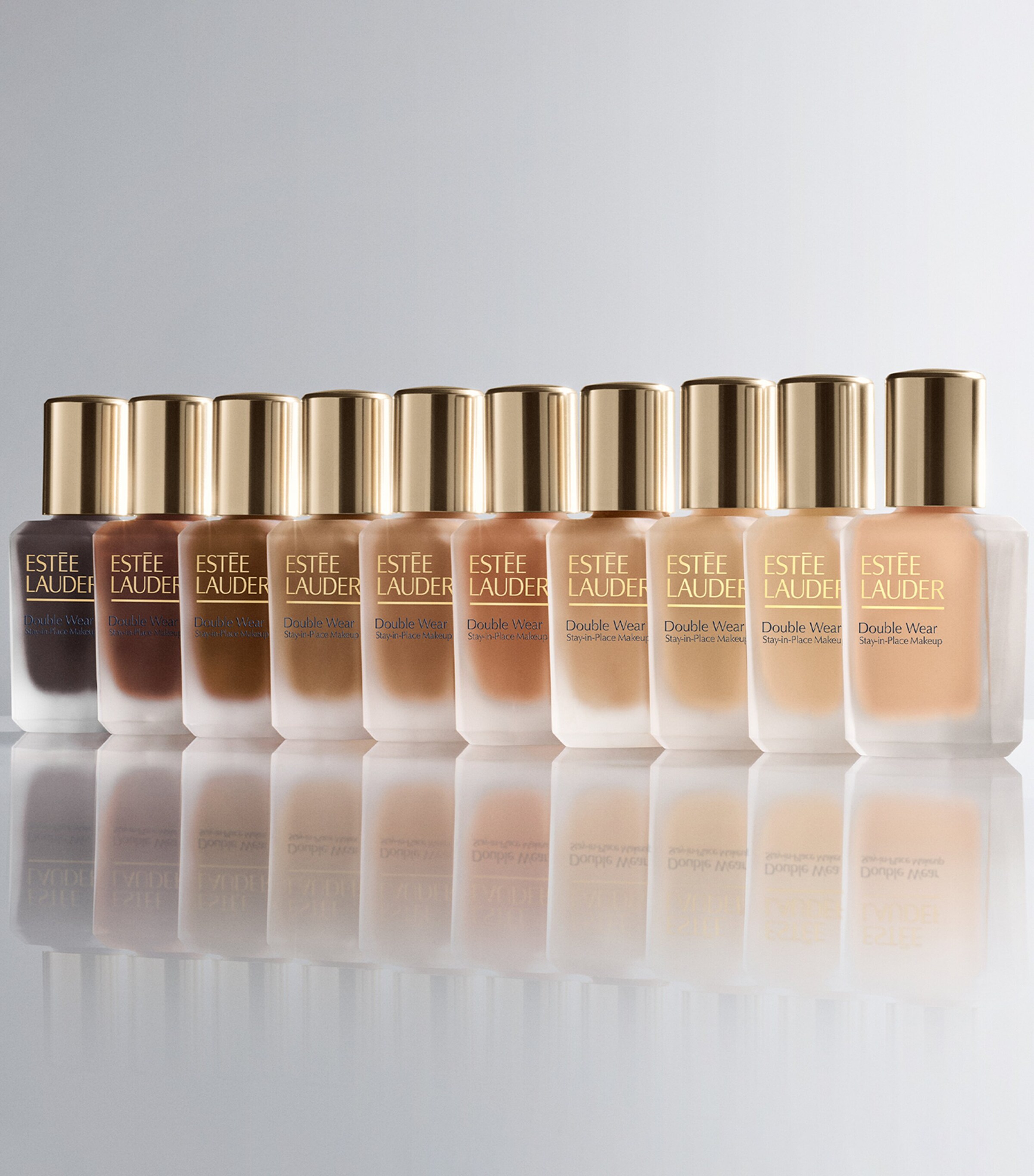 Estée Lauder Double Wear Longwear Matte Foundation SPF 10 Image 4