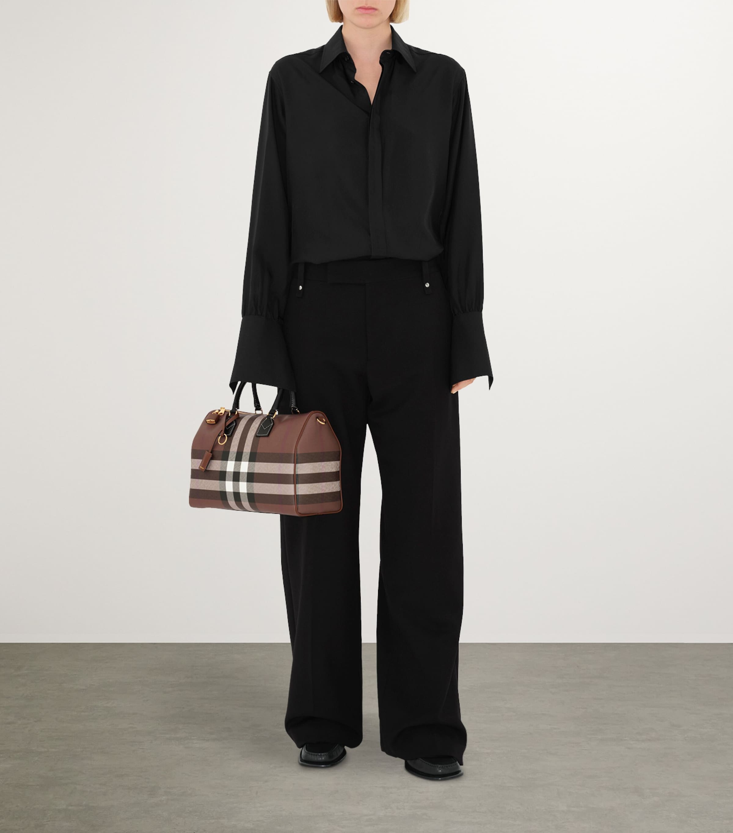 Medium Check Holdall DARK BIRCH BROWN CHK Image 7