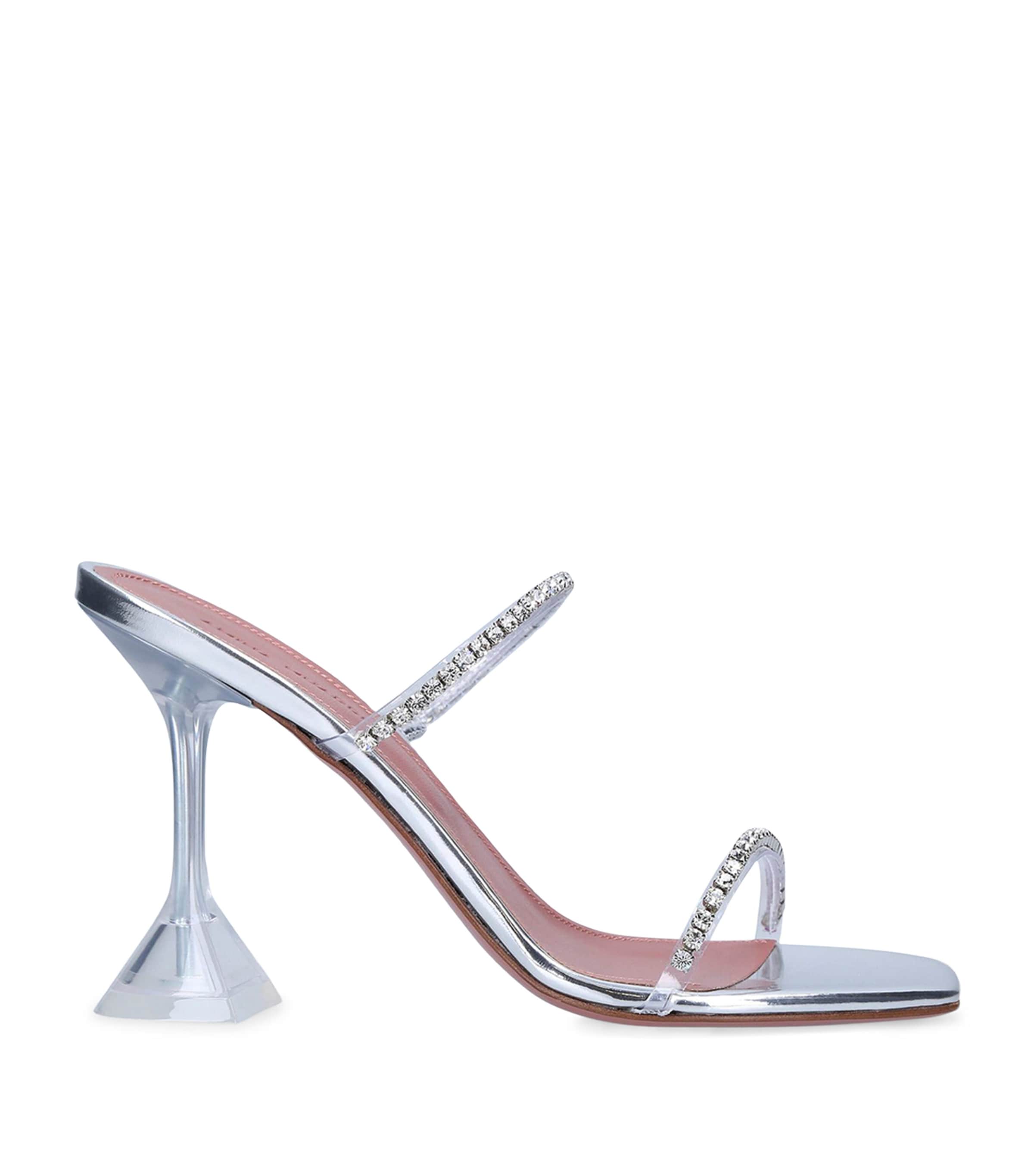 【関税込み】Amina Muaddi シルバー Gilda Glass 95 ヒール Silver Gilda Glass 95 Heels by Amina Muaddi on Sale