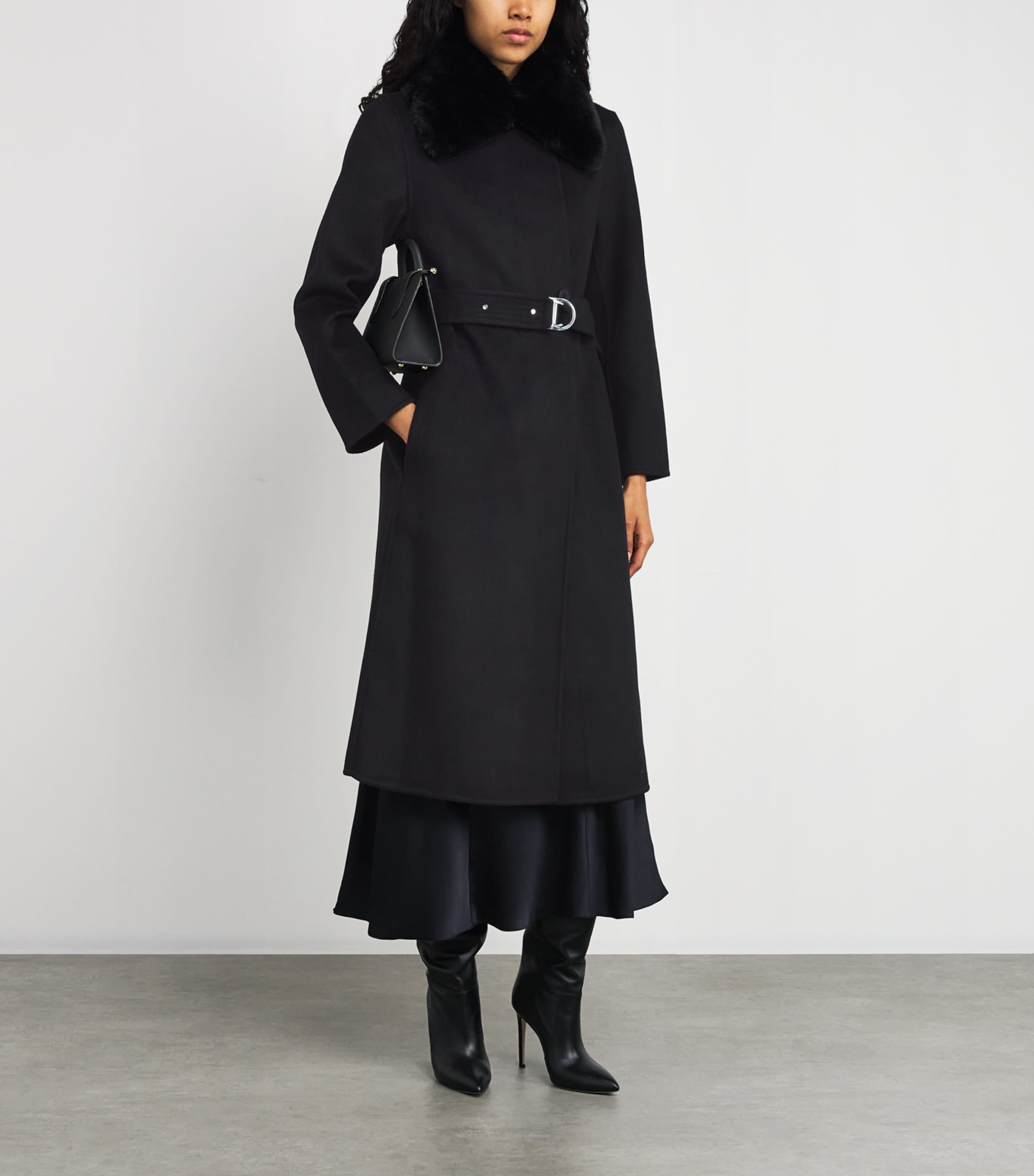 Faux Fur-Collar Coat BLACK Image 2