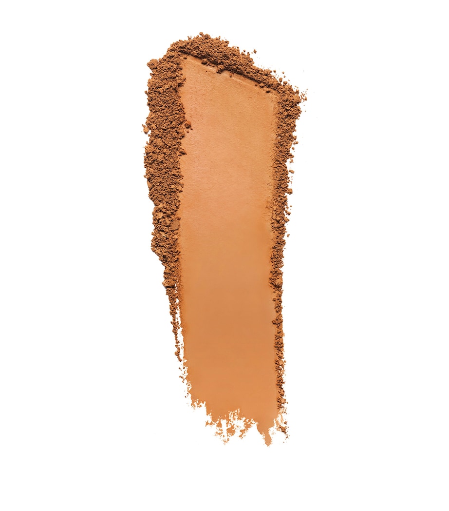 Double Wear Stay-in-Place Matte Powder Foundation 5N2 Image 2