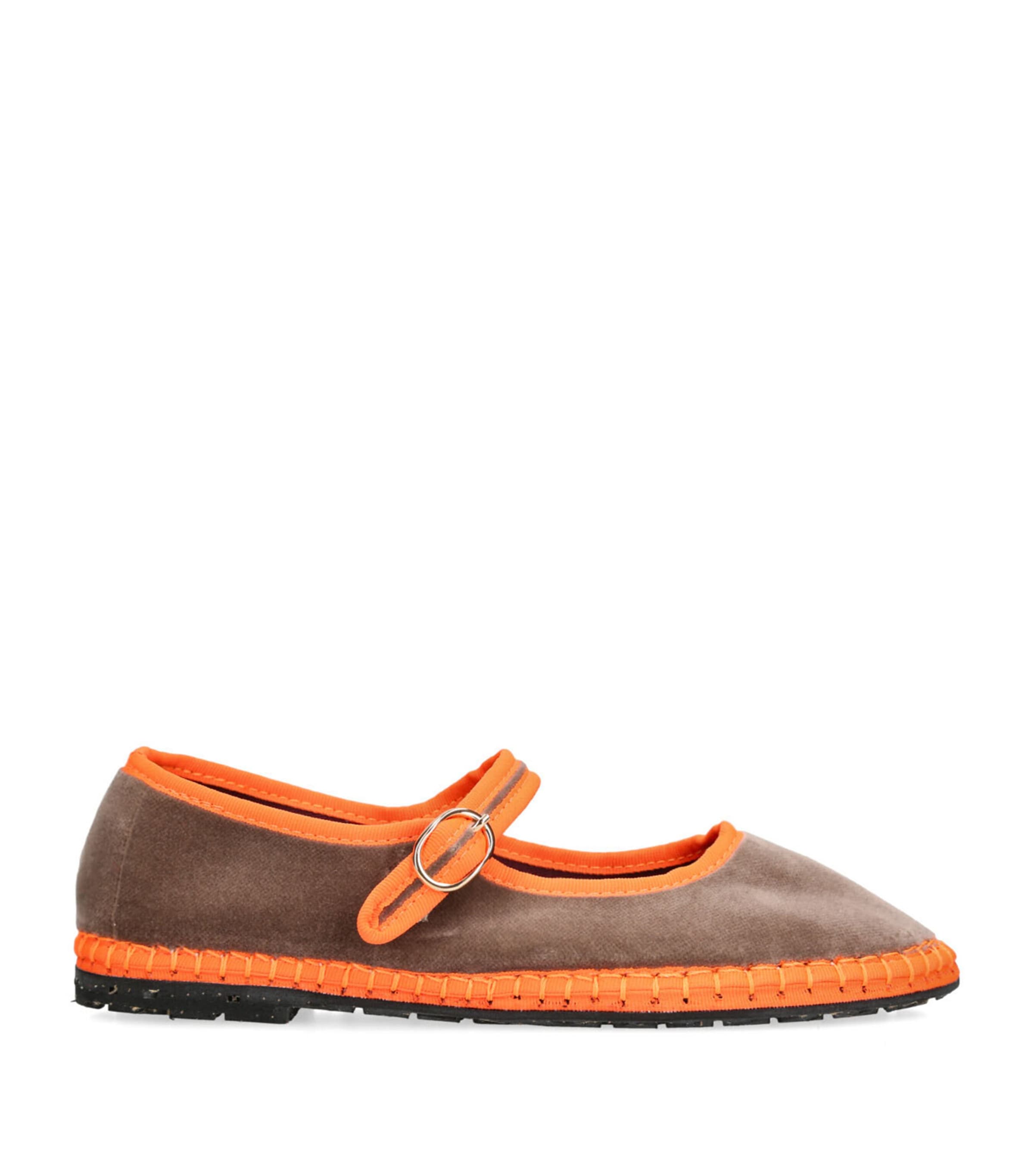 Flabelus Velvet Cora Mary Janes In Beige