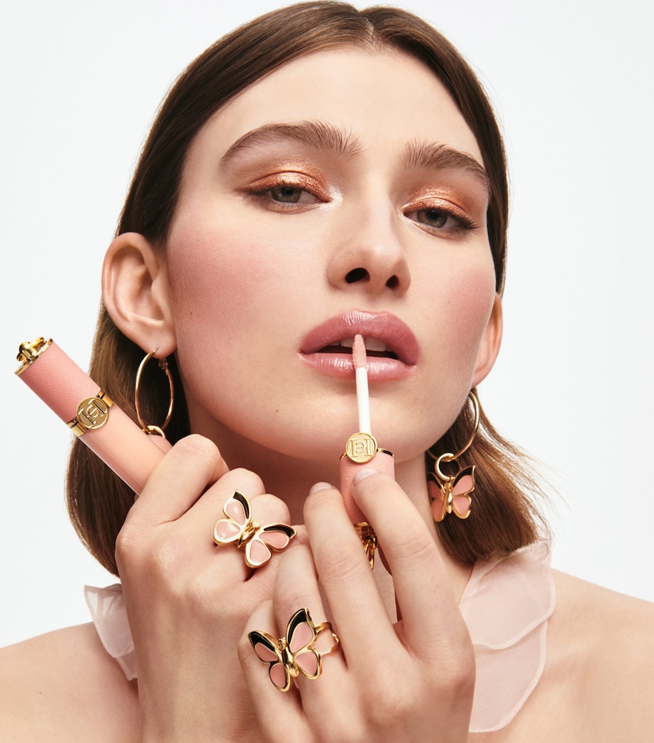 Good Girl Lip Gloss SOFT PINK Image 5