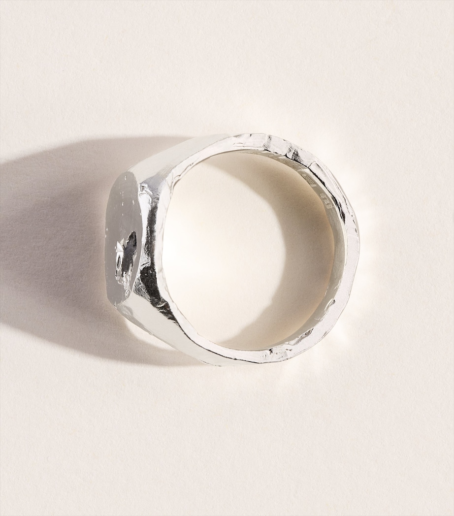 THE OUZE Sterling Silver and Sapphire Una Signet Ring Silver/blue Image 4