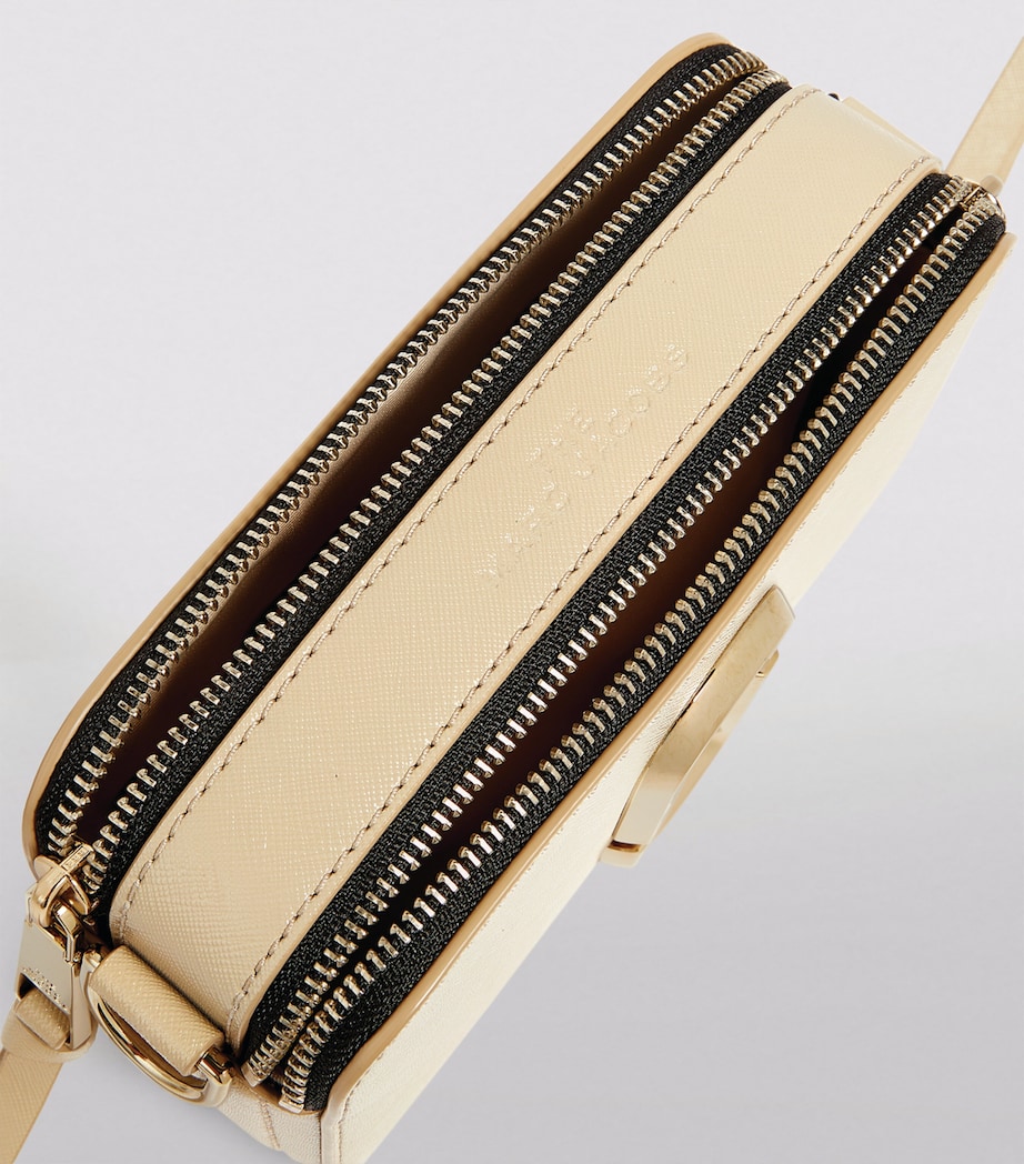 The Marc Jacobs Leather Snapshot Camera Cross-Body Bag 223 KHAKI Image 4