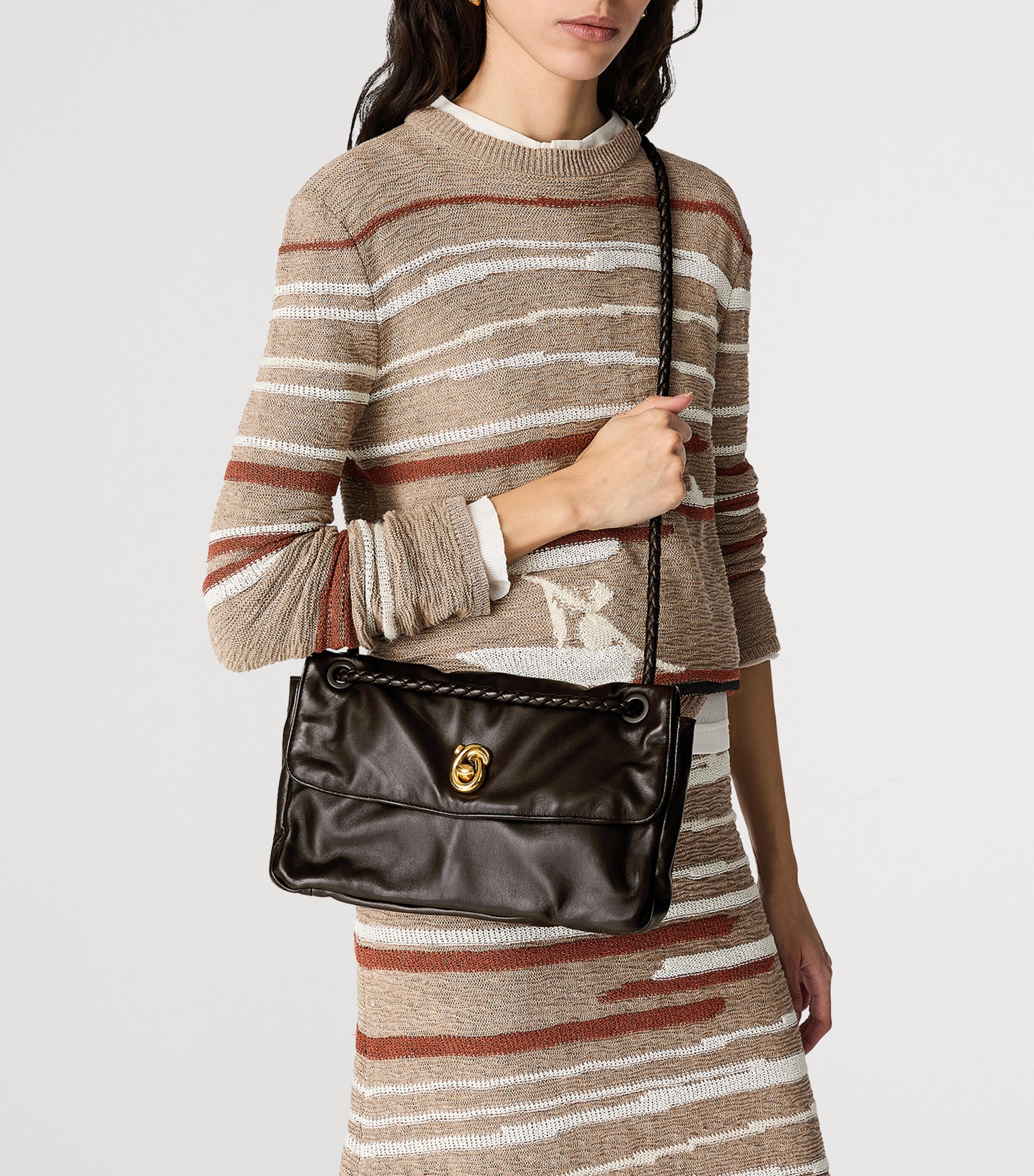 【BOTTEGA VENETA】Madison マディソン ショルダーバッグ Bottega Veneta Lambskin Madison Cross-Body Bag | Harrods CN