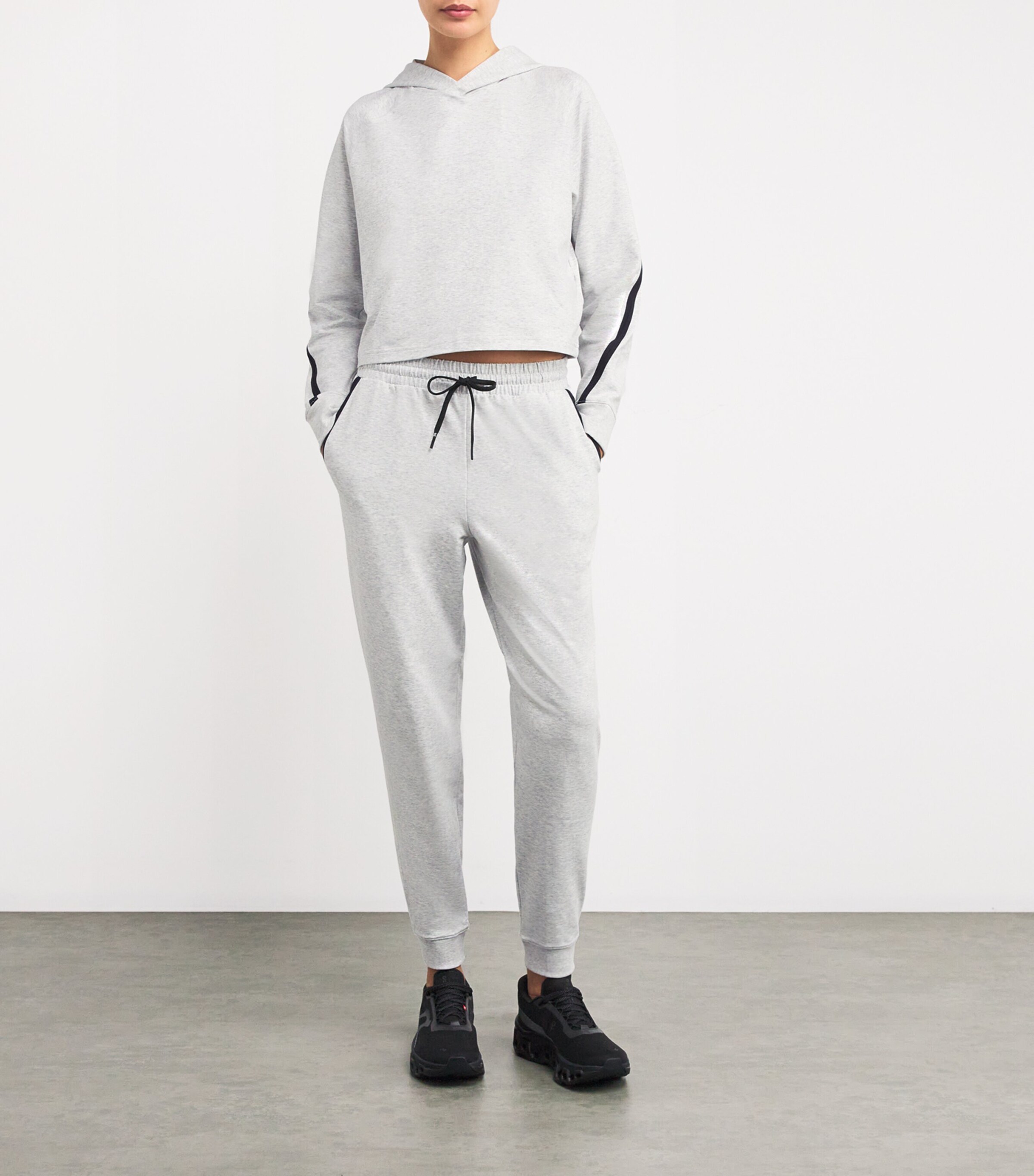 Studio Sweatpants CRATER Image 2