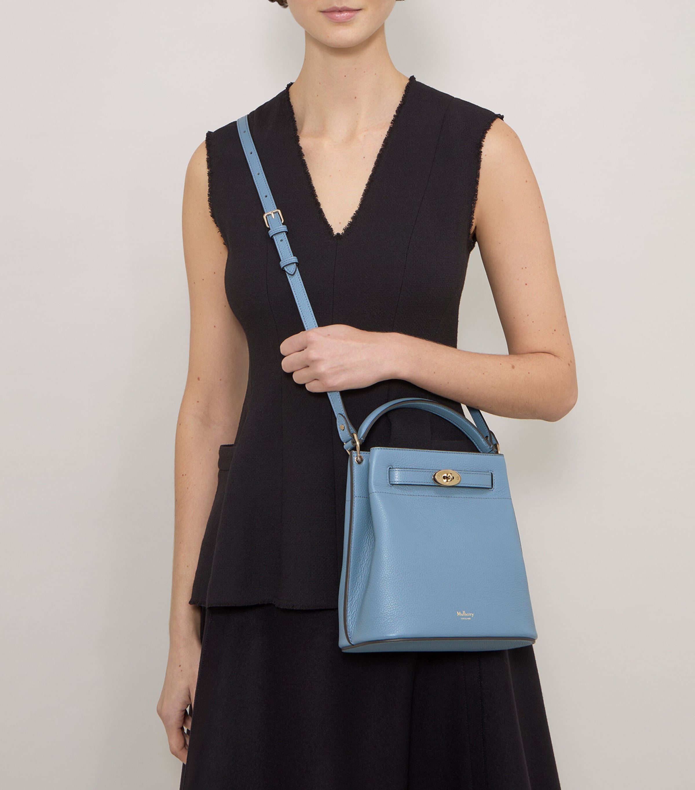 Leather Islington Bucket Bag BRIGHTON BLUE Image 6
