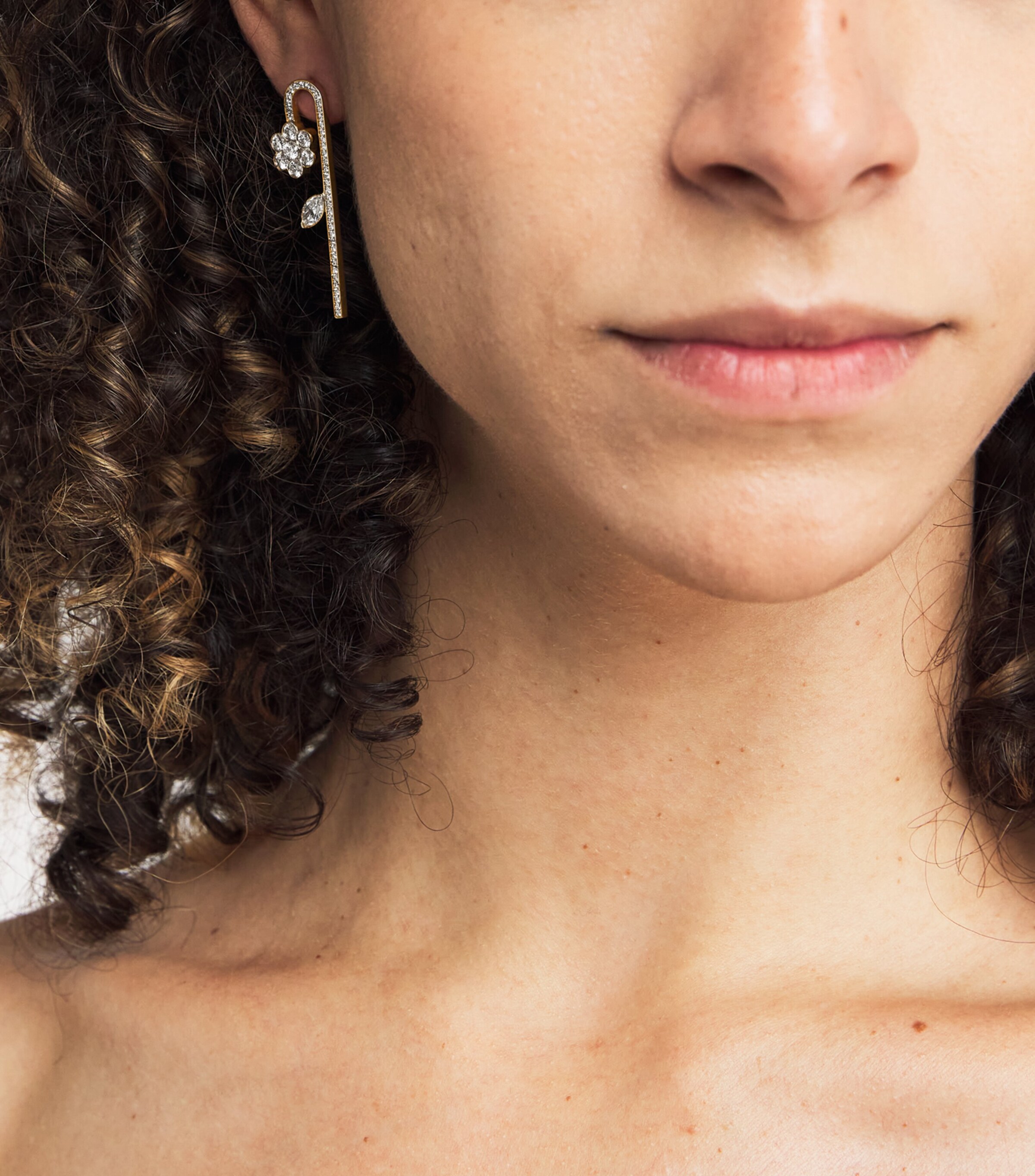 Yellow Gold and Diamond Tournesol Single Left Earring YELLOW GOLD Image 5