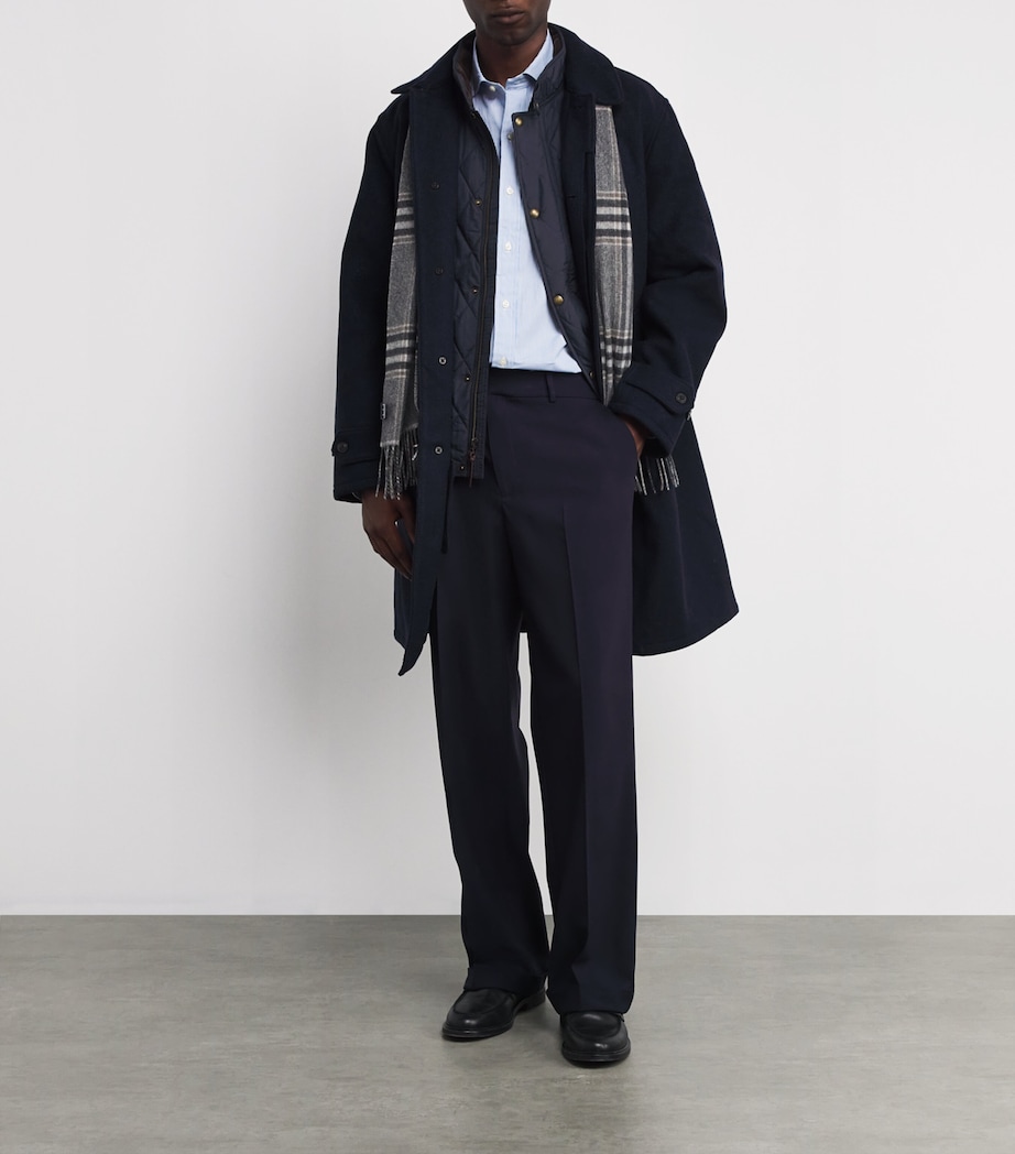 Water-Repellent Quilted Beaton Utility Gilet NAVY Image 2