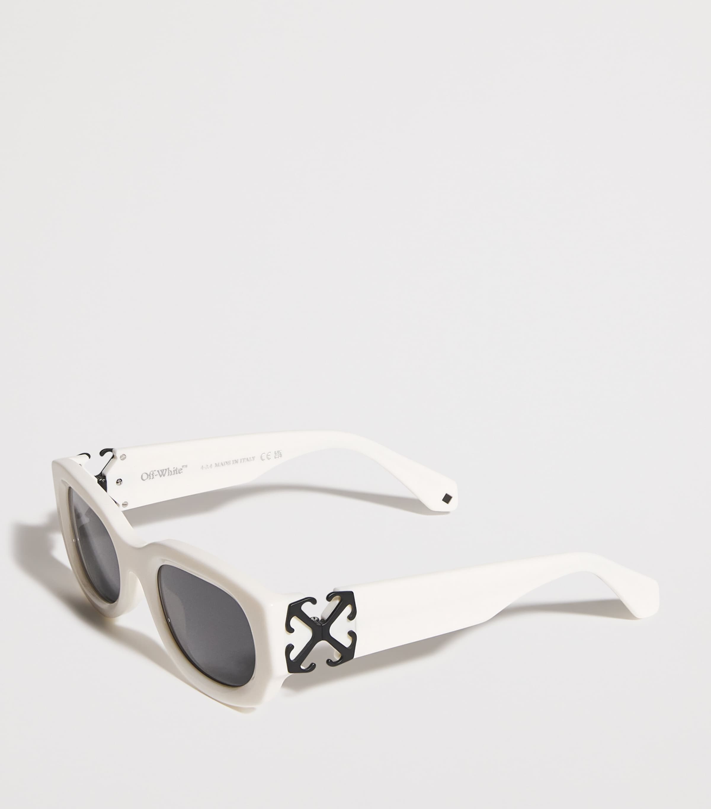 【送料&関税込】Off-White Palmer Sunglasses - Unisex Off-White Metal Palmer Sunglasses | Harrods US