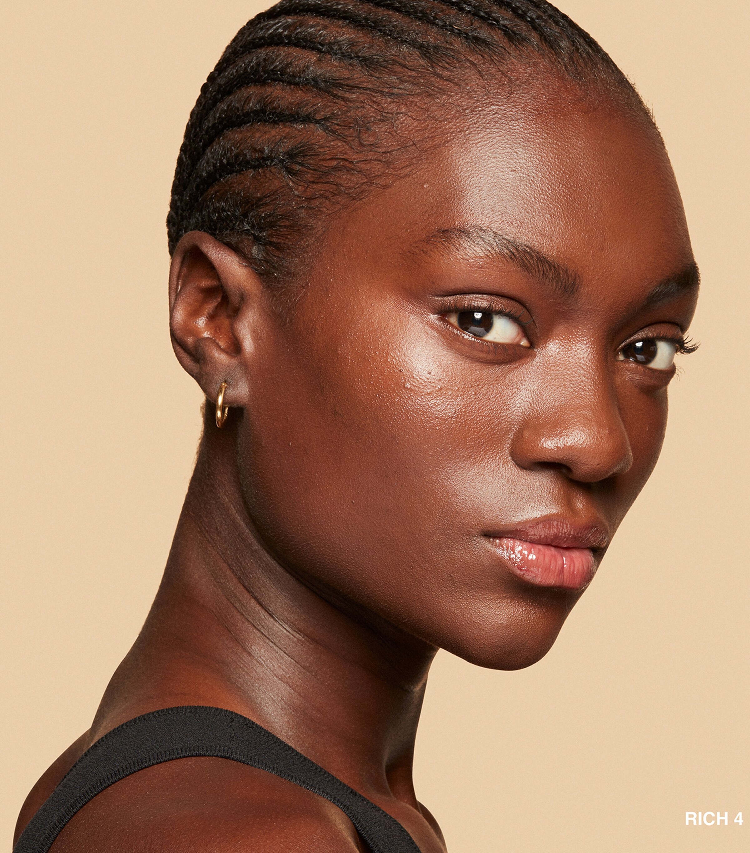 Bobbi Brown Vitamin Enriched Skin Tint Rich Image 4