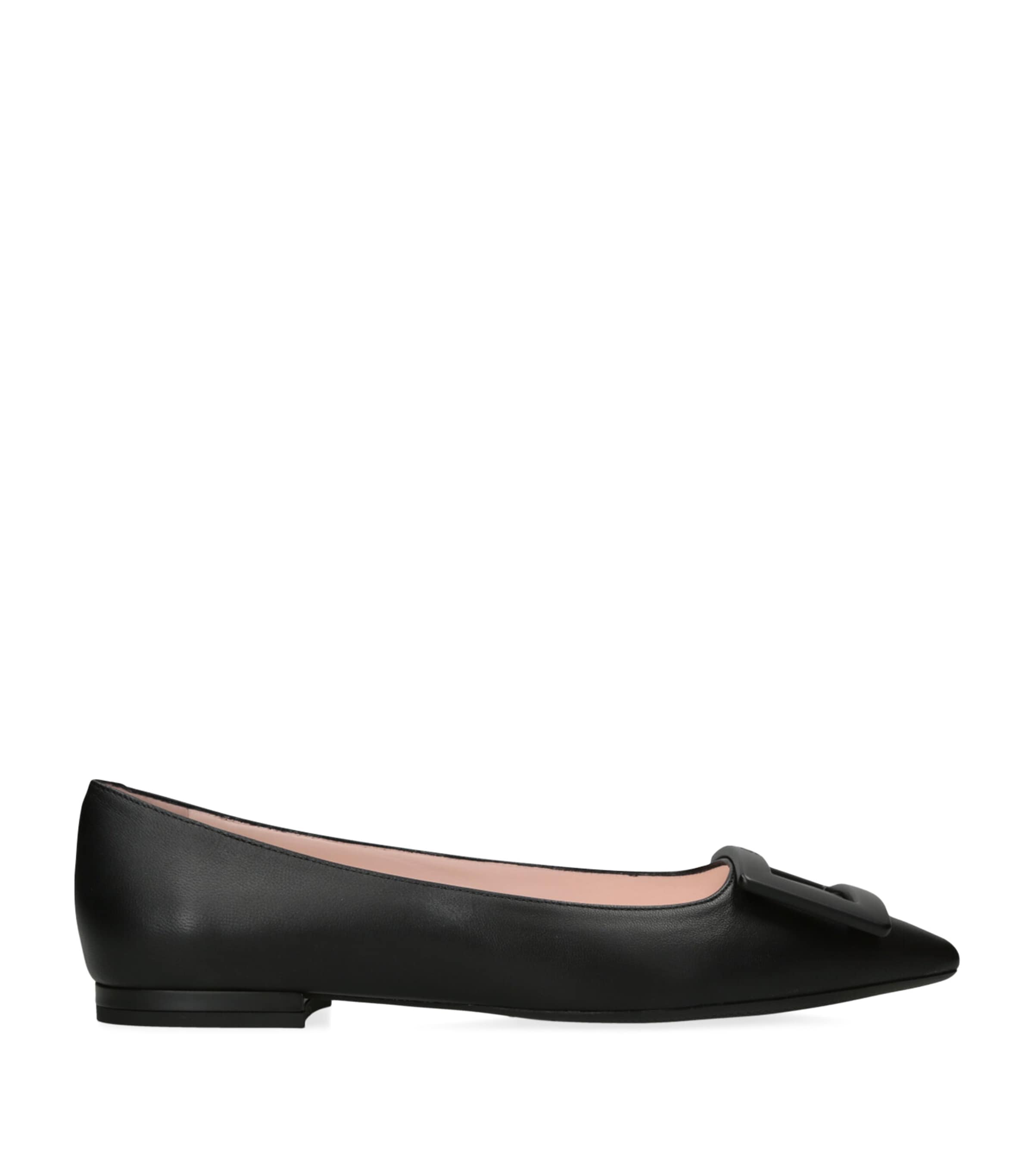 Shop Roger Vivier Leather Gommettine Ballet Flats In Black