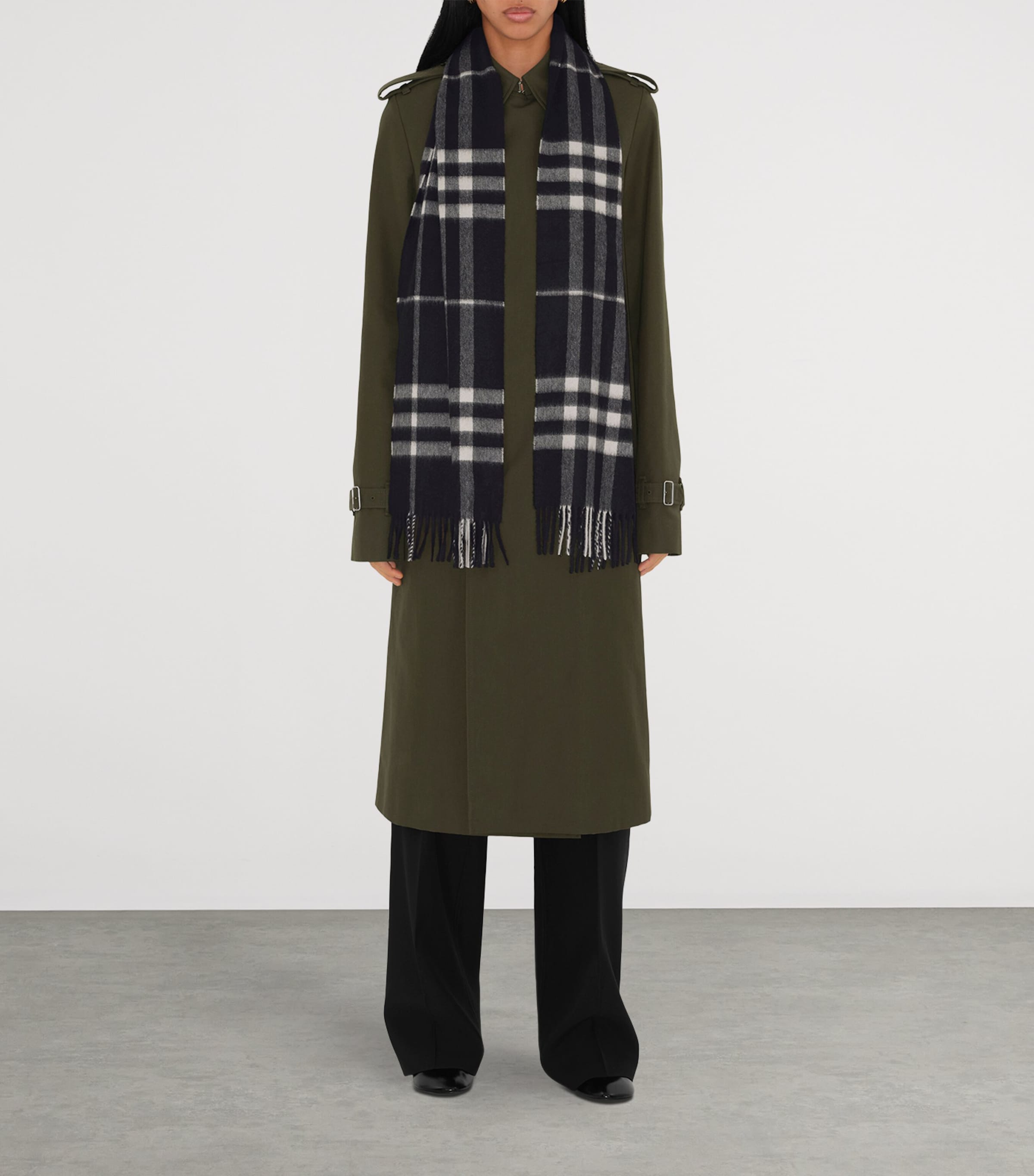Cashmere Check Scarf BLACK/CALICO Image 3
