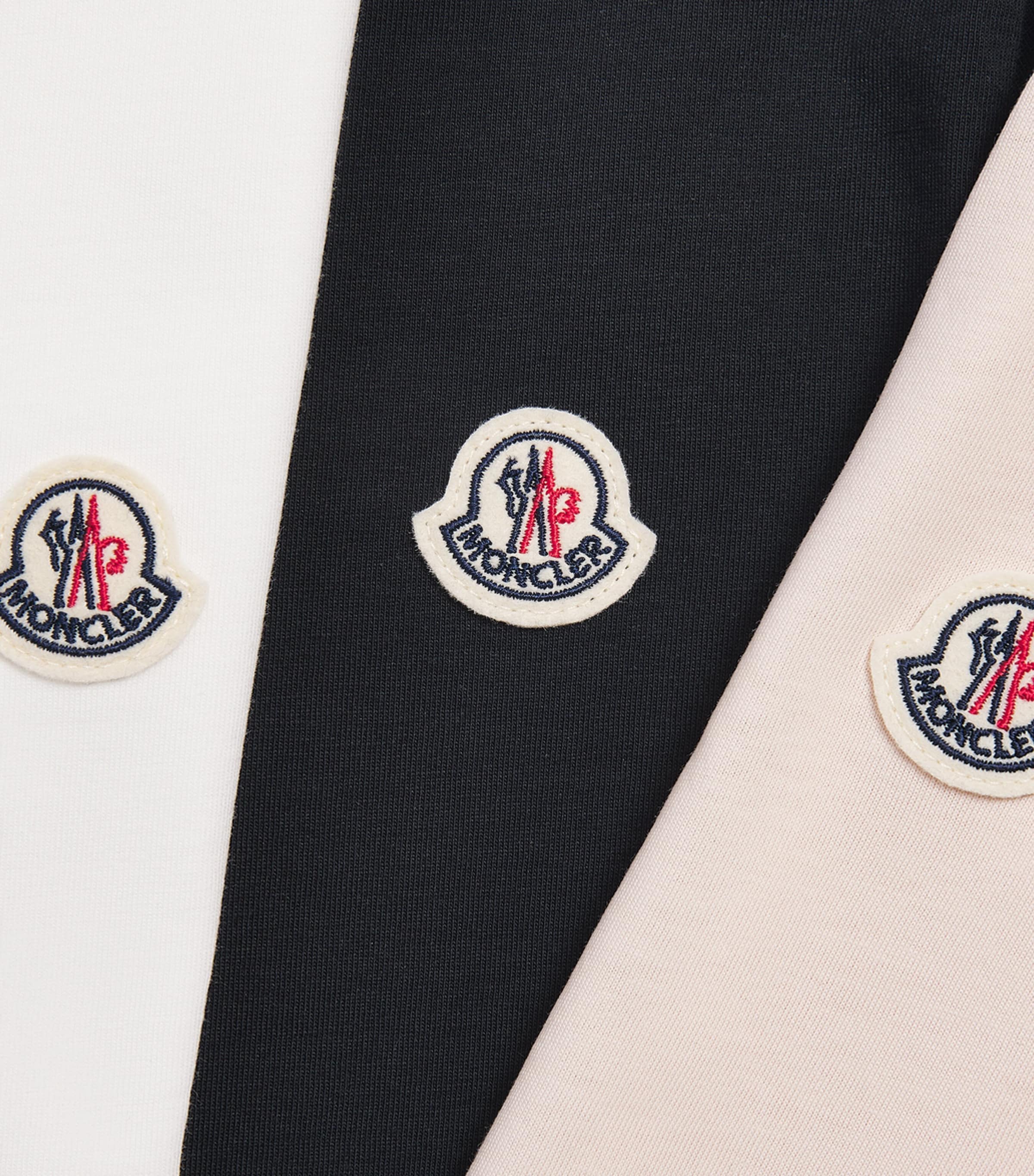 Moncler Enfant Set of 3 Cotton Logo-Patch T-Shirt (4-6 Years) Image 3