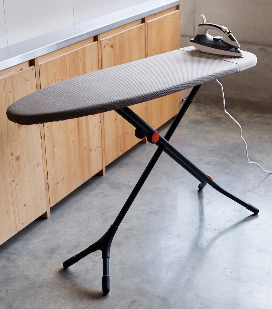 Joseph Joseph Glide 2 Ironing Board Pale Mushroom Image 7