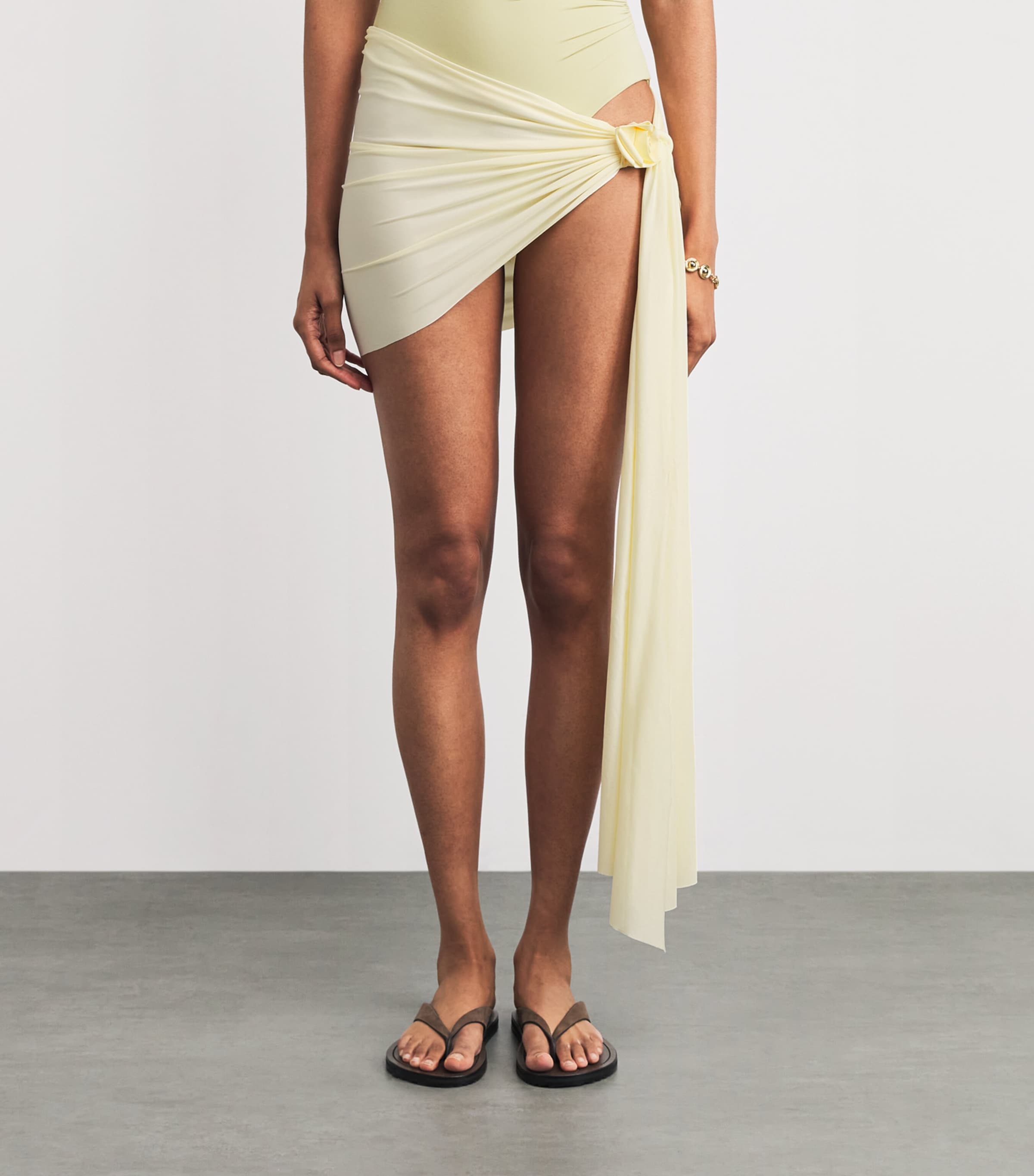 Pestagua Cover-Up VANILLA 109 Image 3