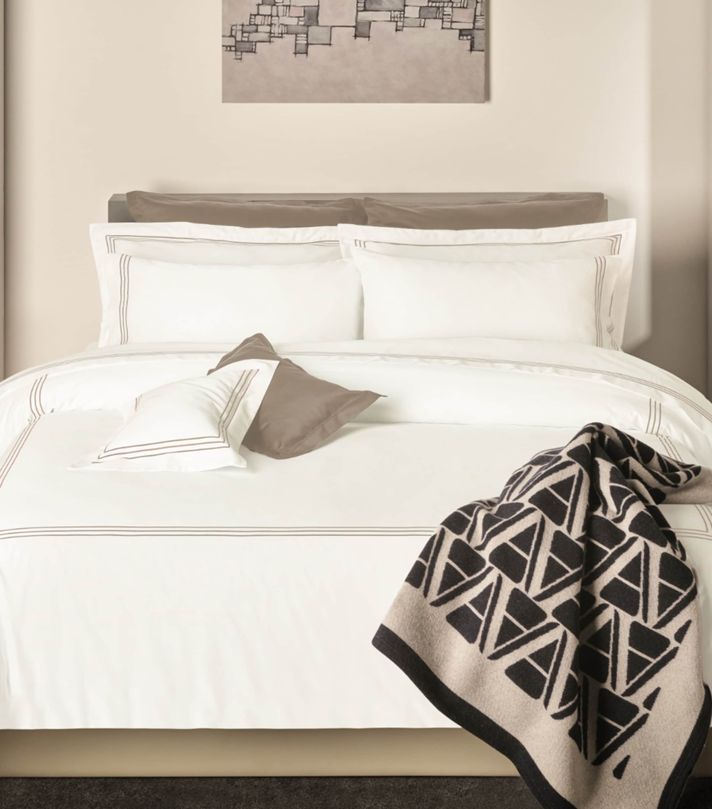 Cotton Alvorada Super King Duvet Cover Set WHITE/TIRAMISU Image 2