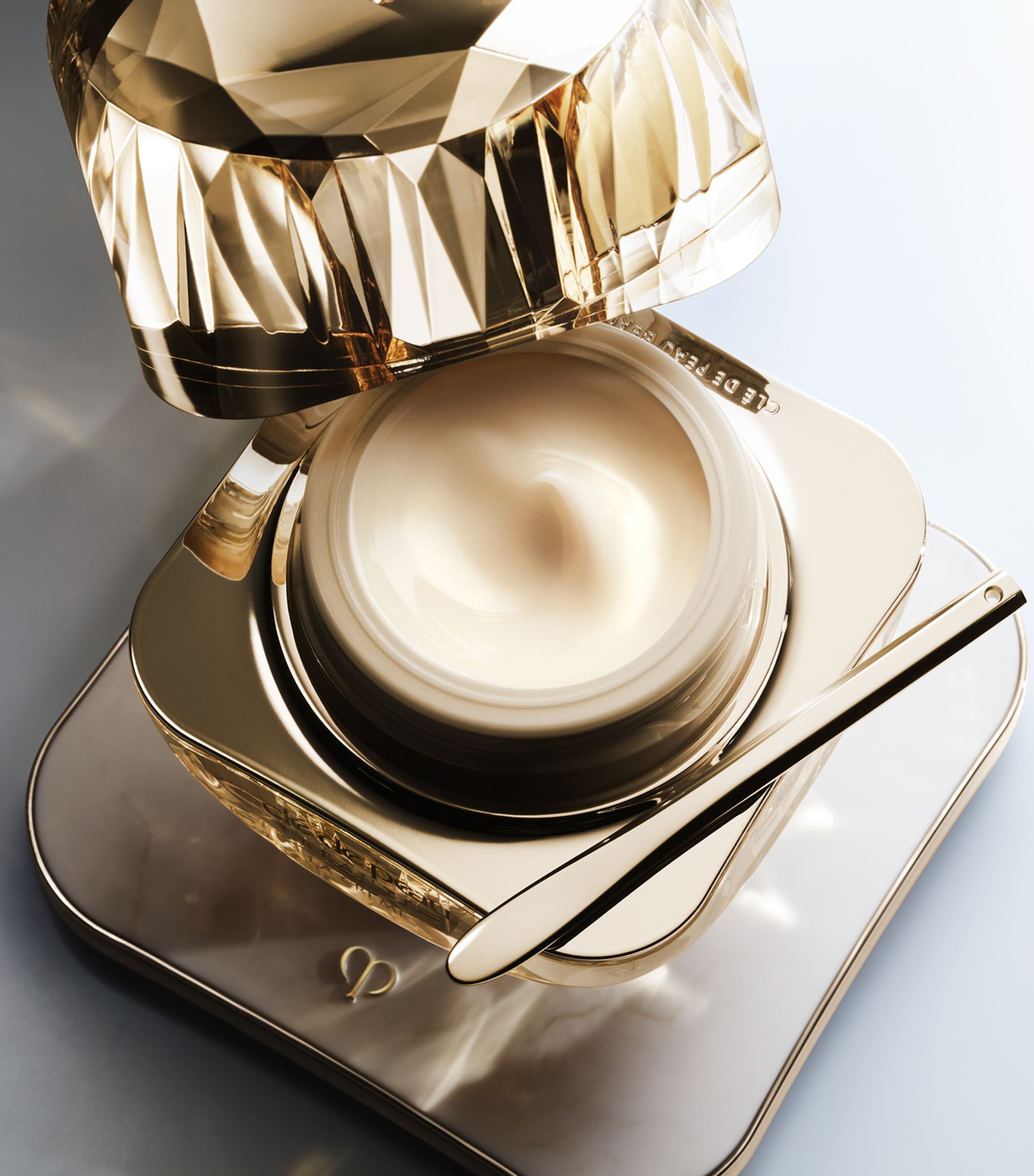 La Crème Refill (30ml) NO COLOUR Image 2