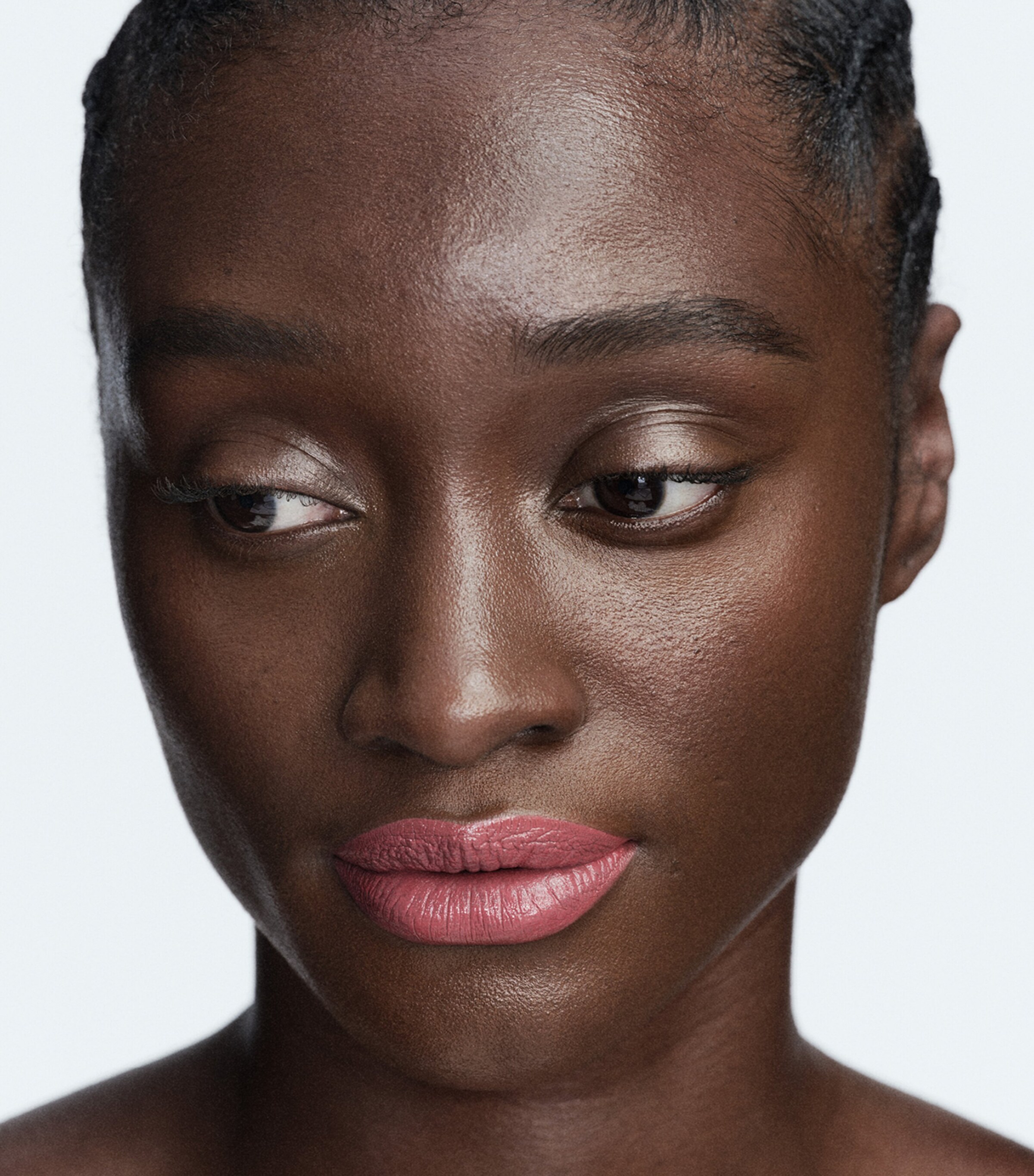 Byredo Satin Lipstick Commuter Image 4