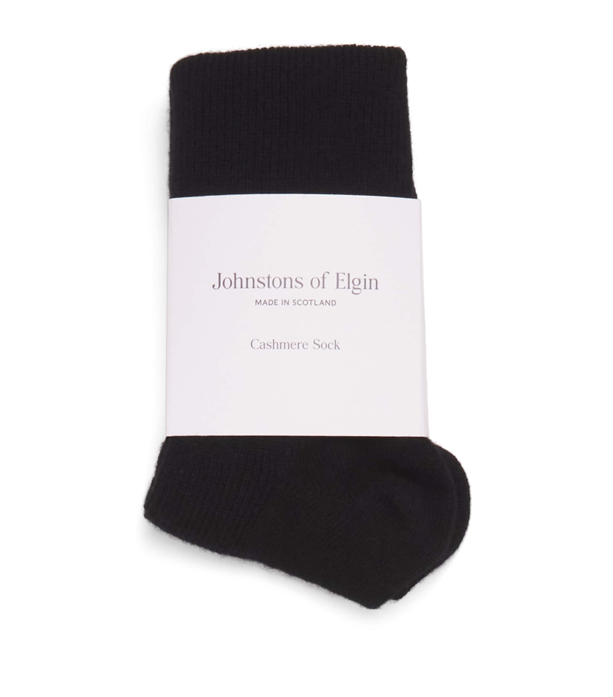 Shop Johnstons Of Elgin Cashmere-blend Ribbed Socks In Black