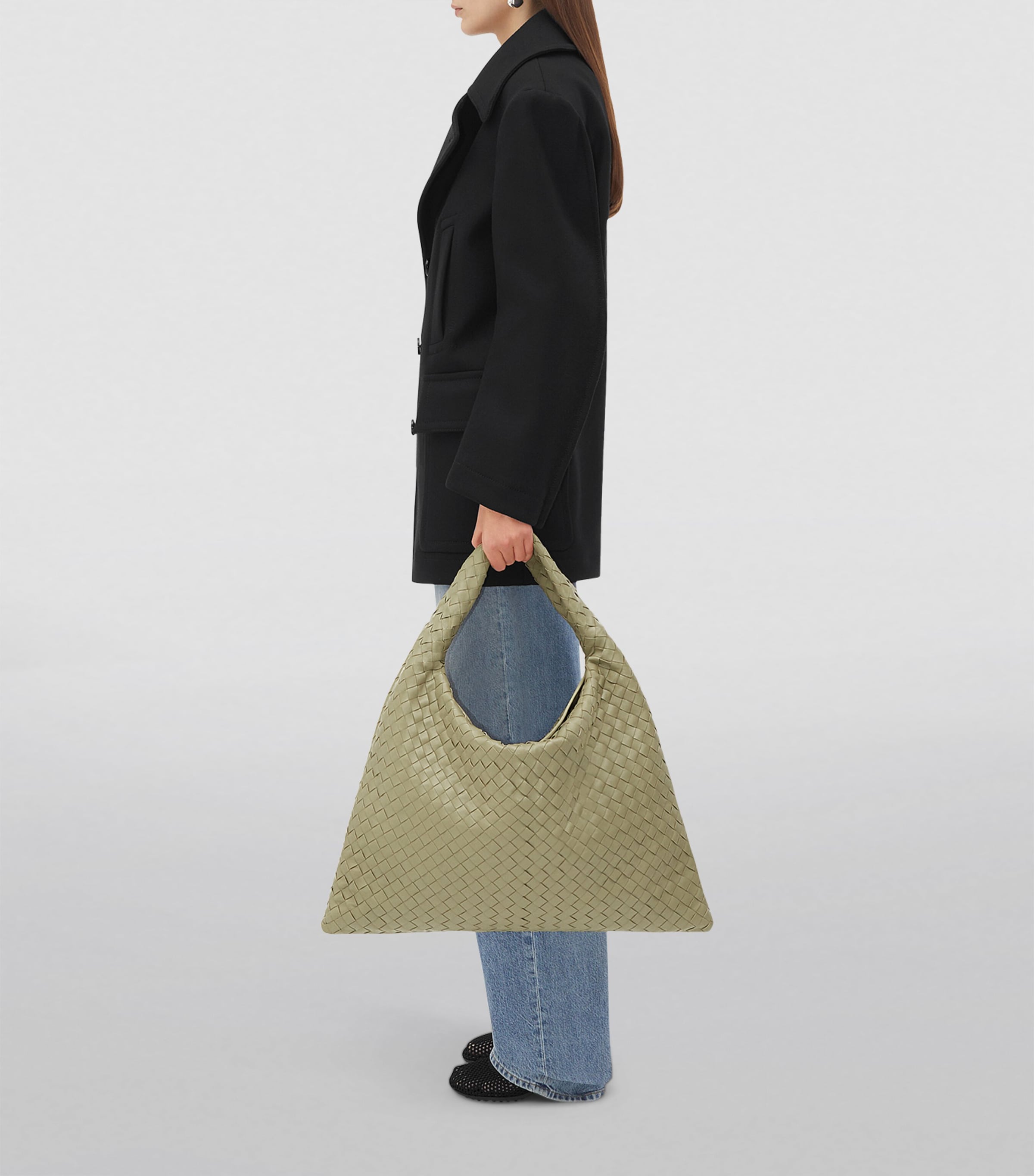 Bottega Veneta Large Hop Hobo Bag | Harrods JP