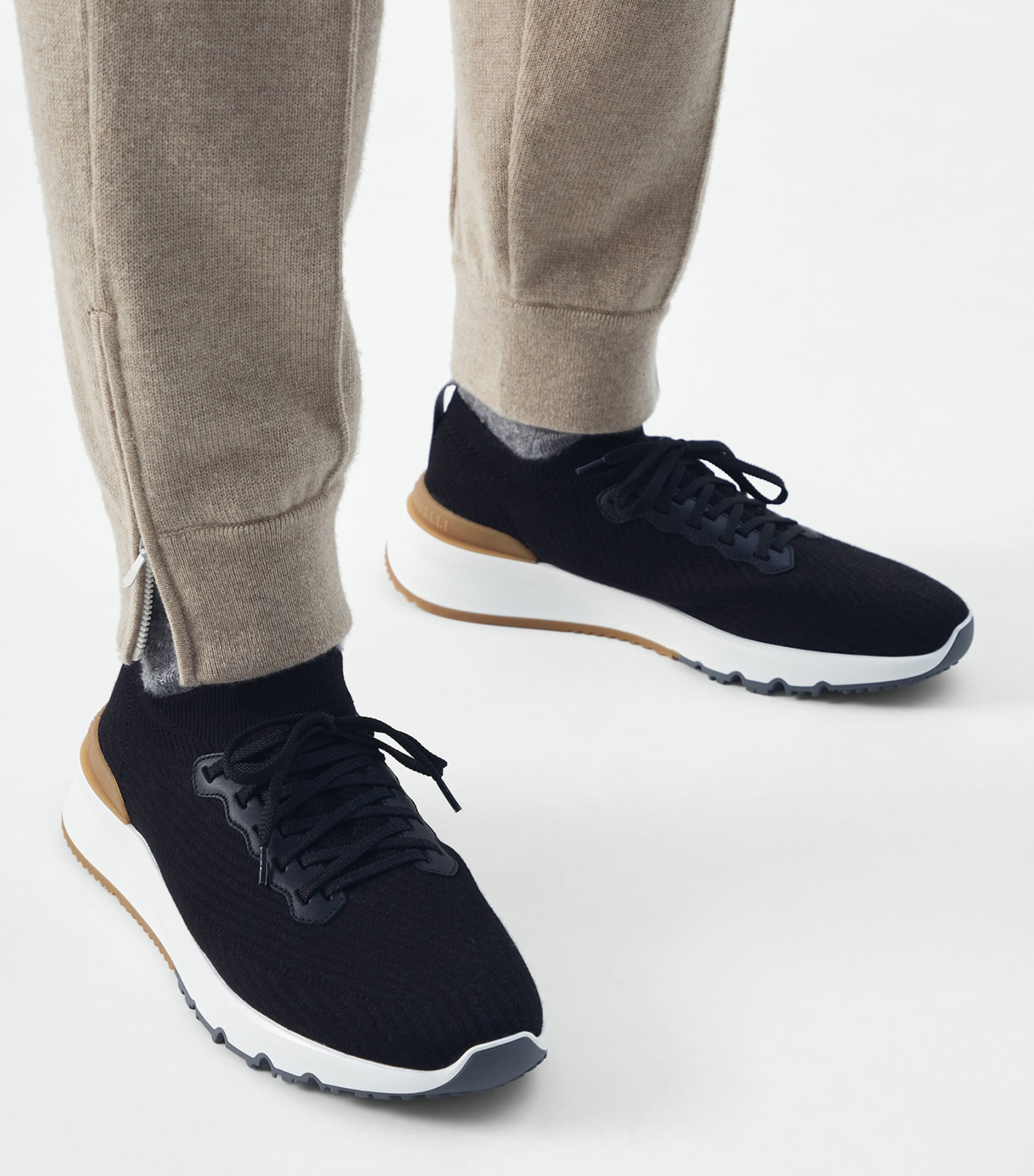 Knitted Low-Top Sneakers CIK10 Image 2