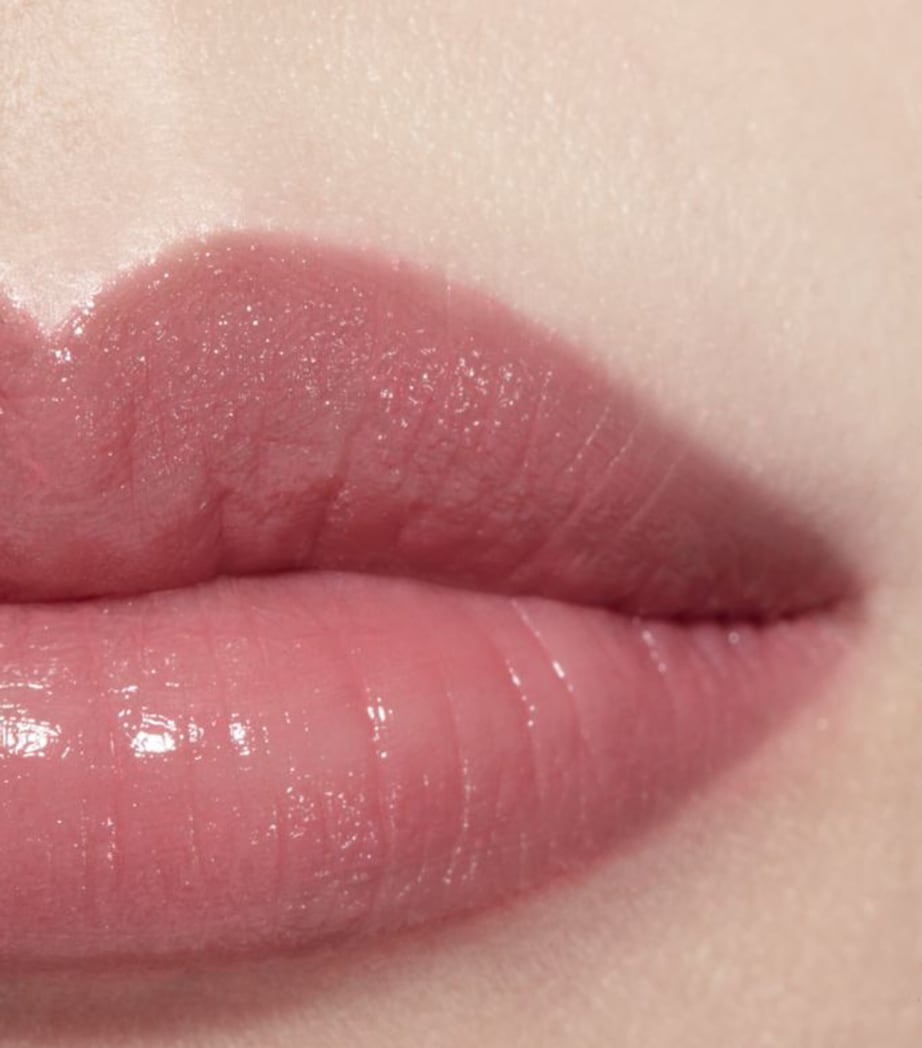 LES BEIGES Healthy Glow Lip Balm WARM CORAL Image 3