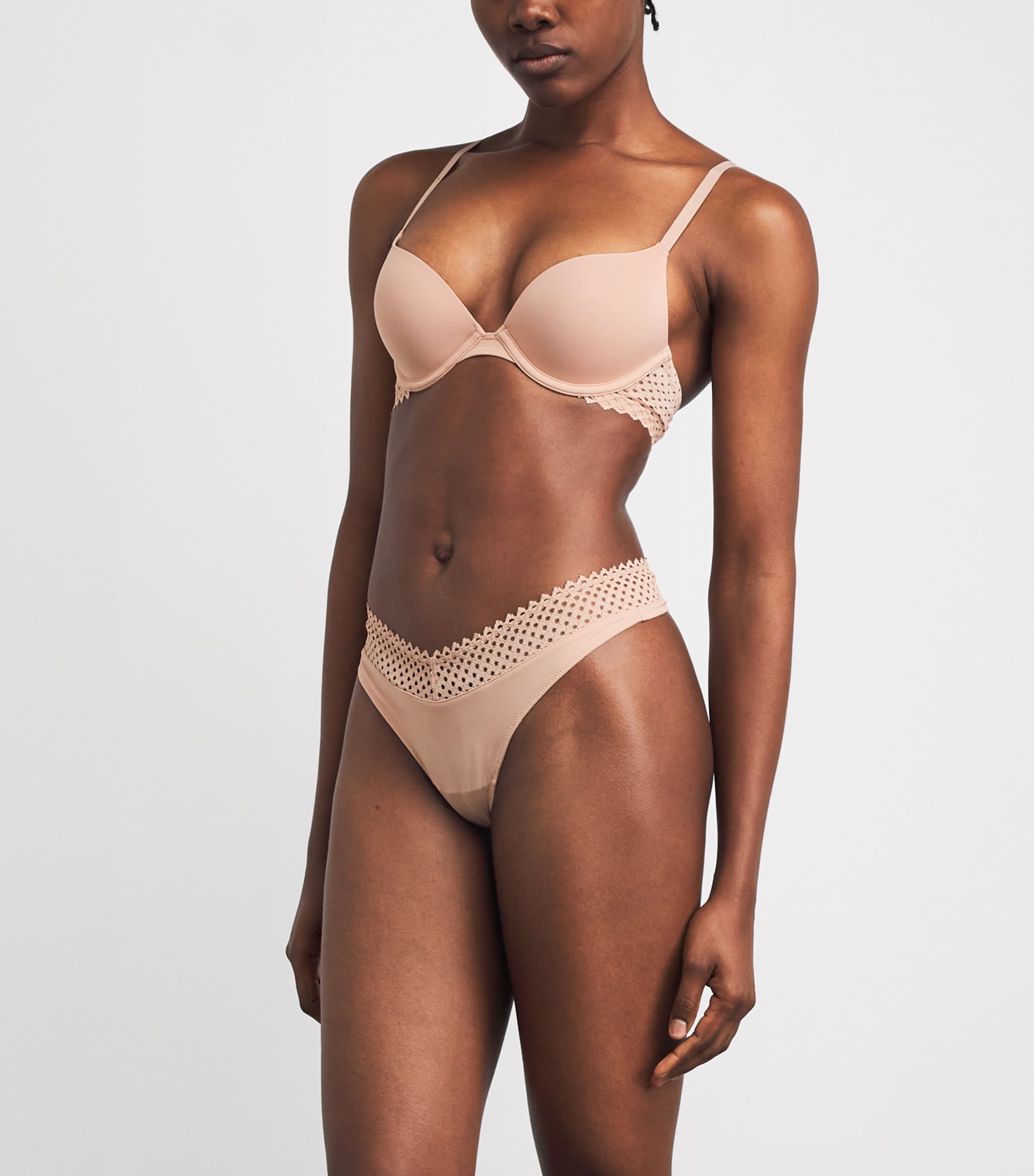 Wolford Womens Romantic Net Thong Rose Tan Image 2