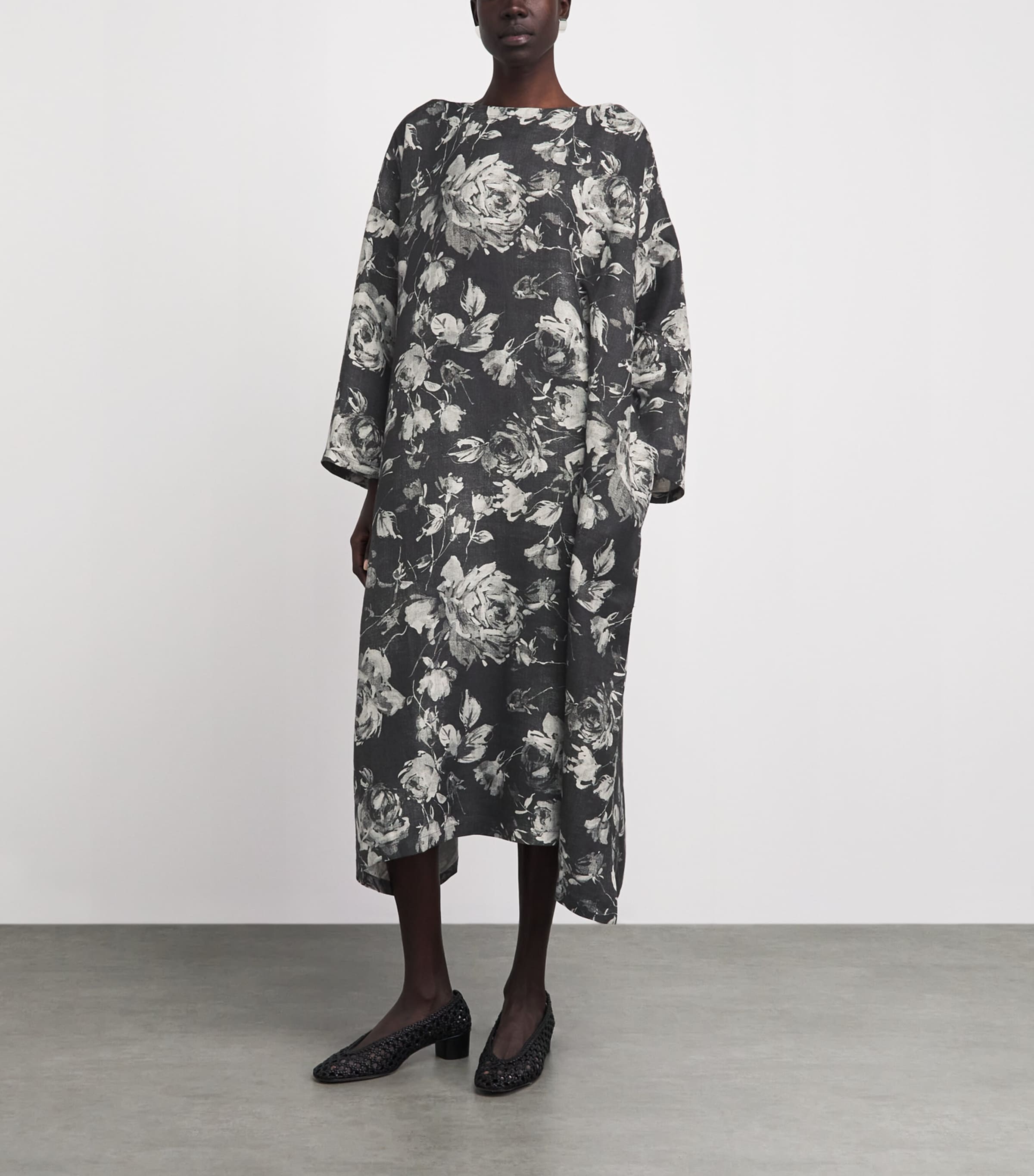 Eskandar Womens Linen Floral Scoop-Neck Midi Dress Mnochrom Image 2