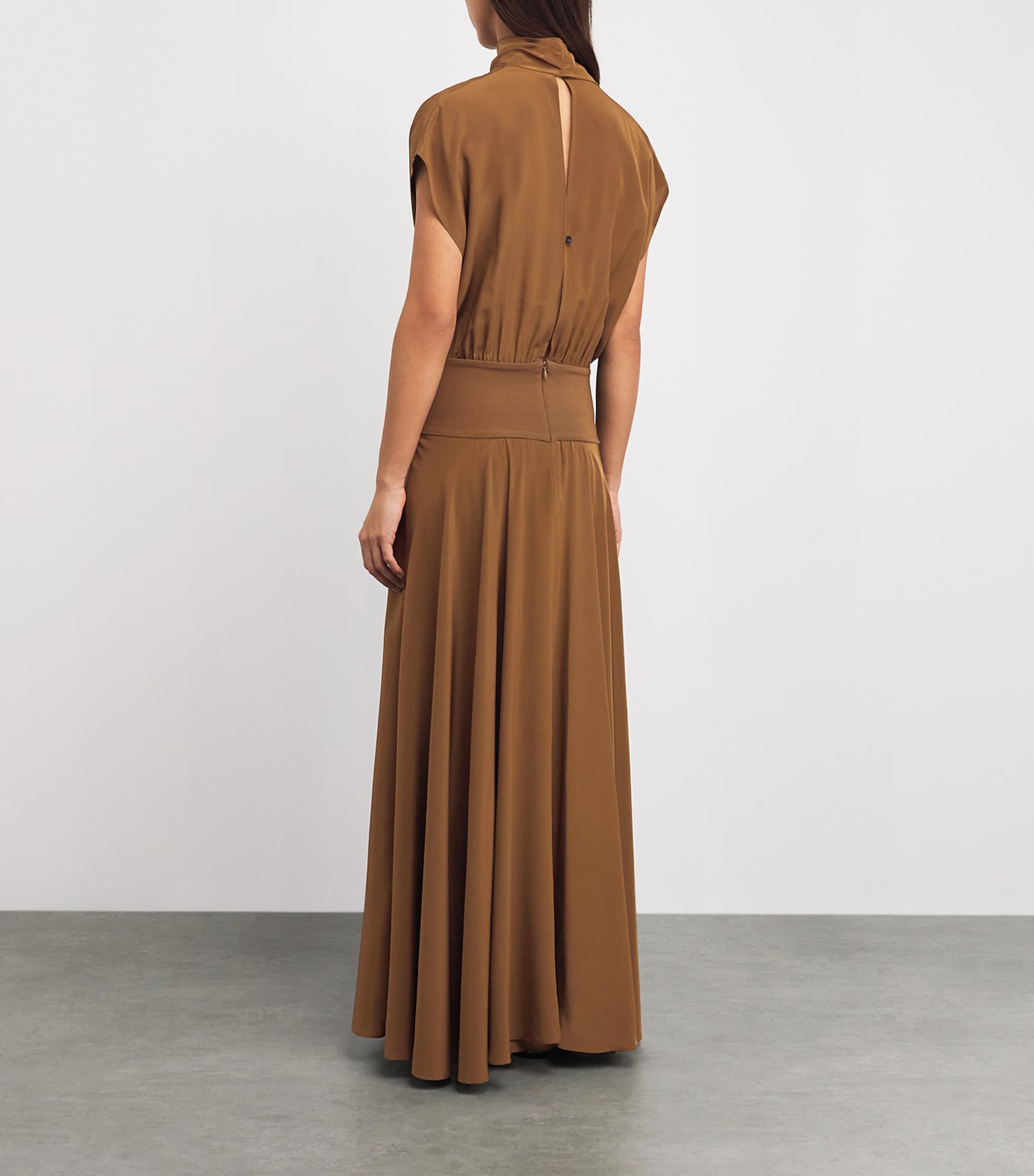 Silk Illi Maxi Dress OLIVE Image 4