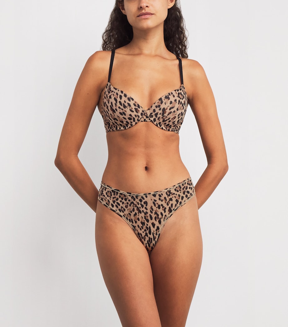 Fits Everybody T-Shirt Bra SIENNA JAGUAR PRINT Image 2